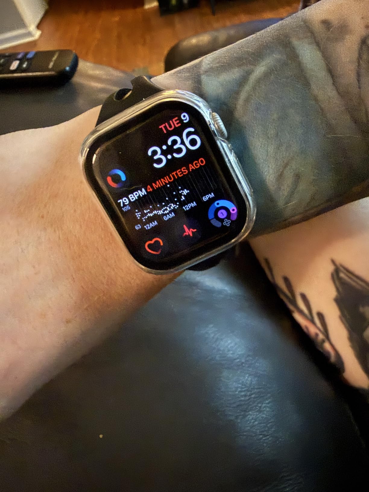 Watch Series 11 [GPS 42mm] Smartwatch with Rose Gold Aluminum Case with Light Blush Sport Band - S/M. Sleep Score, Fitness Tracker, Health Monitoring, Always-On Display, Water Resistant customer photo 2