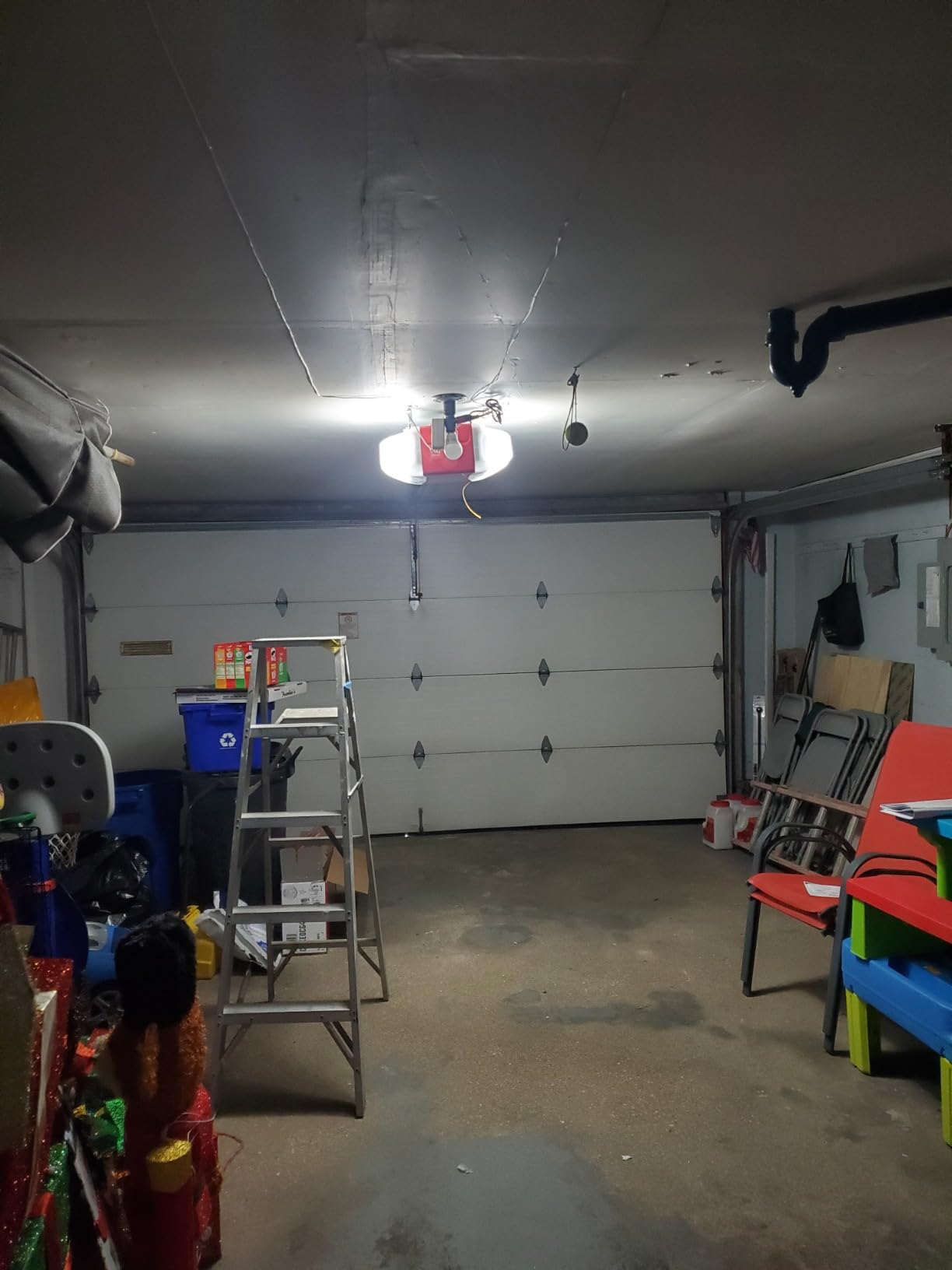 Craftsman 3/4 HP myQ Ultra-Quiet Smart Belt Drive 2-Light System Garage Door Opener with Wi-Fi and Battery Backup customer photo 2