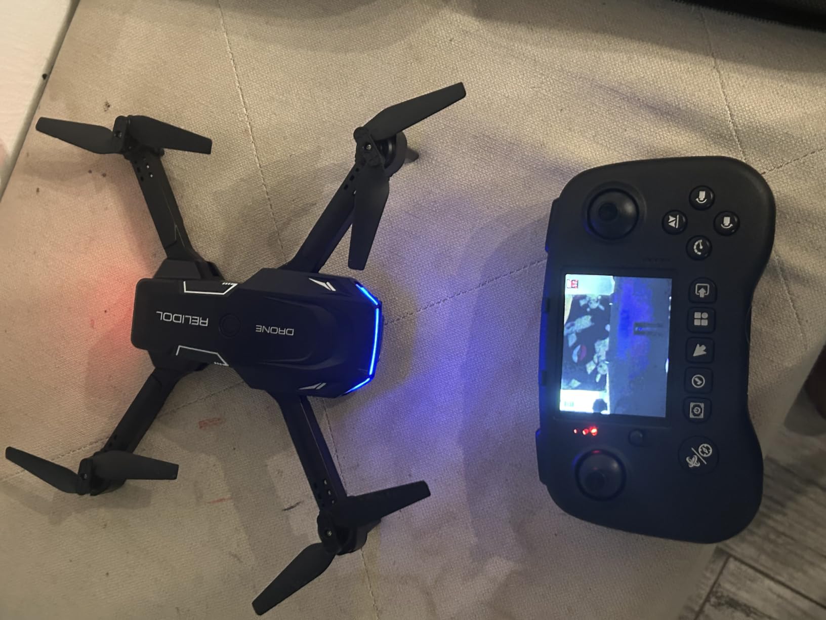 Drone with Camera, Screen on Controller Remote Control Quadcopter FPV Drone customer photo 2