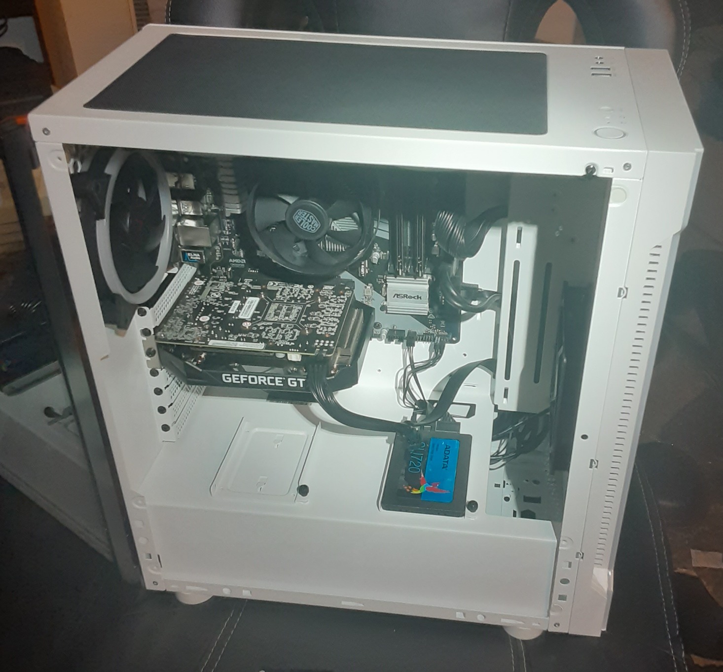 Skytech O11 Vision Gaming PC, AMD Ryzen 7 7700X 4.5GHz, NVIDIA RTX 5070 12GB, X670 Board, 1TB Gen4 NVMe SSD, 32GB DDR5 RAM 5600, 850W Gold ATX 3 PSU, 360 ARGB AIO, Wi-Fi, Win 11 customer photo 1