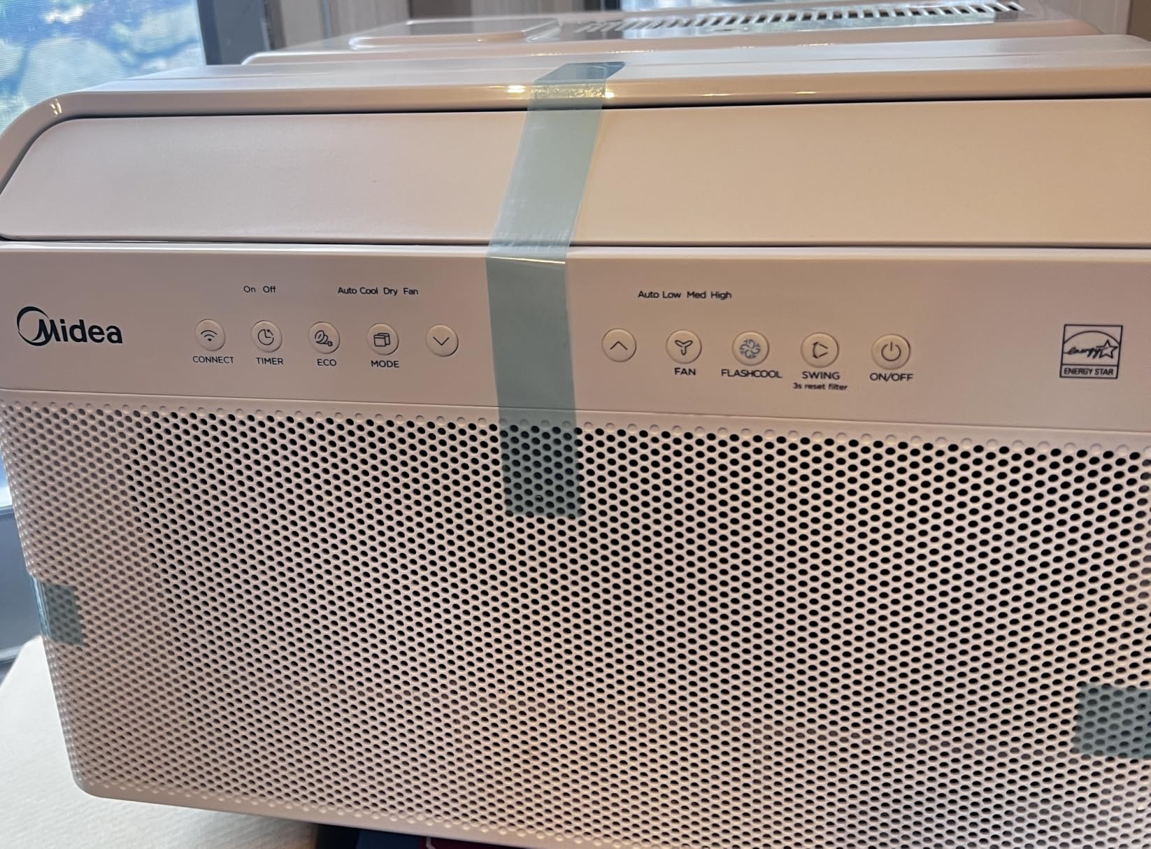 Midea 12,000 BTU U Shaped Smart Inverter Window Air Conditioner - Cools 550 Sq Ft, Ultra Quiet with Open Window Operation - Alexa/Google Assistant Compatible, 37% Energy Savings, Remote (2026 Edition) customer photo 1