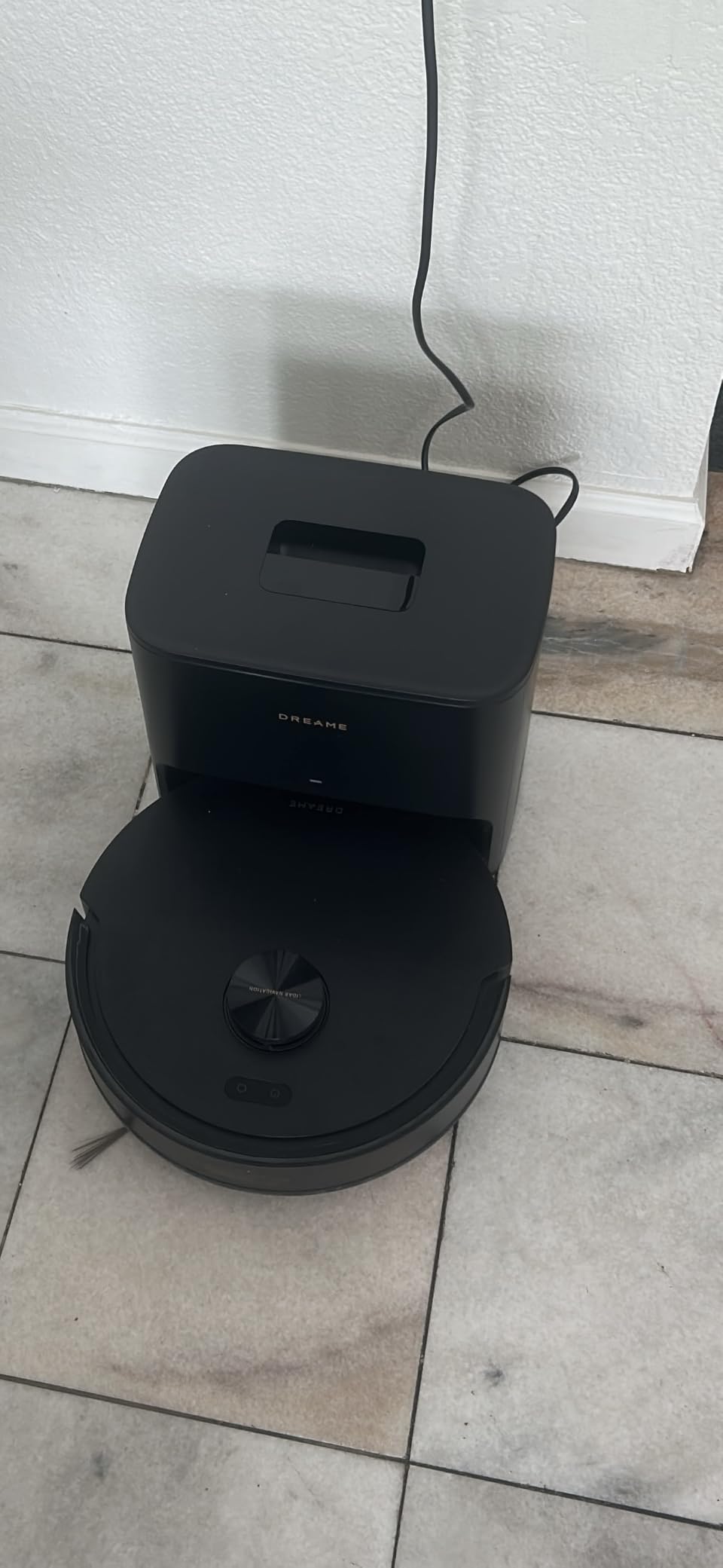 DREAME D20 Air Plus Robot Vac and Mop Combo with 20,000Pa Suction, Anti-Tangling Tech, Auto-Emptying Dock, Deep Carpet Cleaning and Smart Navigation White customer photo 2