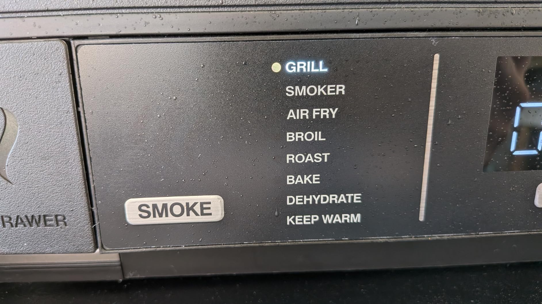 Cuisinart FlavorBoost 8-in-1 Outdoor Electric BBQ Grill & Portable Smoker, Air Fryer Grill Combo with Smart Probe, Smoke Drawer, 154 sq. in., Patio & Balcony Grill for Apartments, CEG-1302 customer photo 2