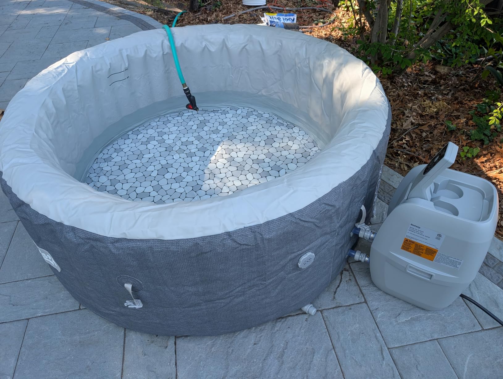 Bestway SaluSpa Hot Springs Inflatable Hot Tub, 4-6 Adults, 140 AirJets, EnergySense Walls & Cover, Smart WiFi App & Spa Control Panel, MaxHold Construction, Stone Grey Knit, 71