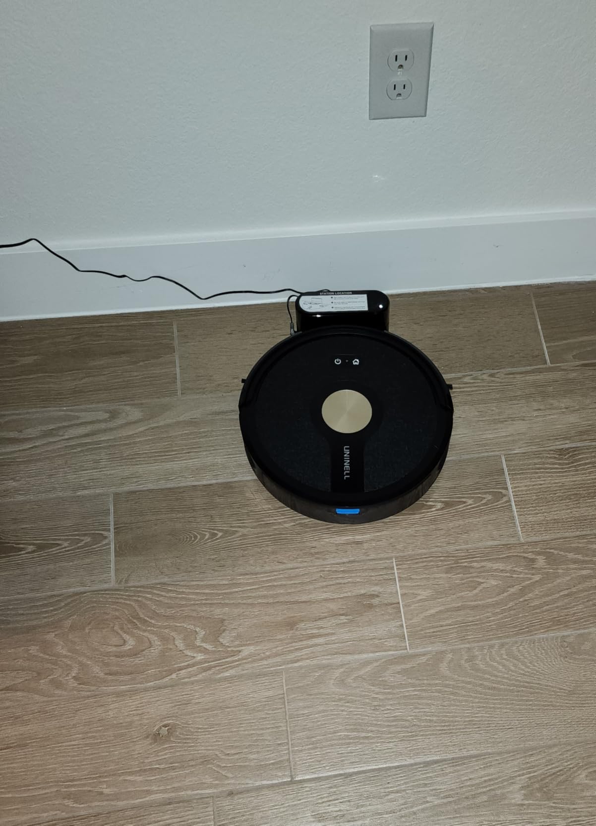 Robot Vacuum and Mop Combo, 5000Pa Robotic Vacuum Cleaner, 180mins Runtime Vacuum Robot with App/Remote/Alexa Control, Ideal for Hard Floor/Carpet/Pet Hair, Self-Charge,Schedule Clean(UR1) customer photo 1