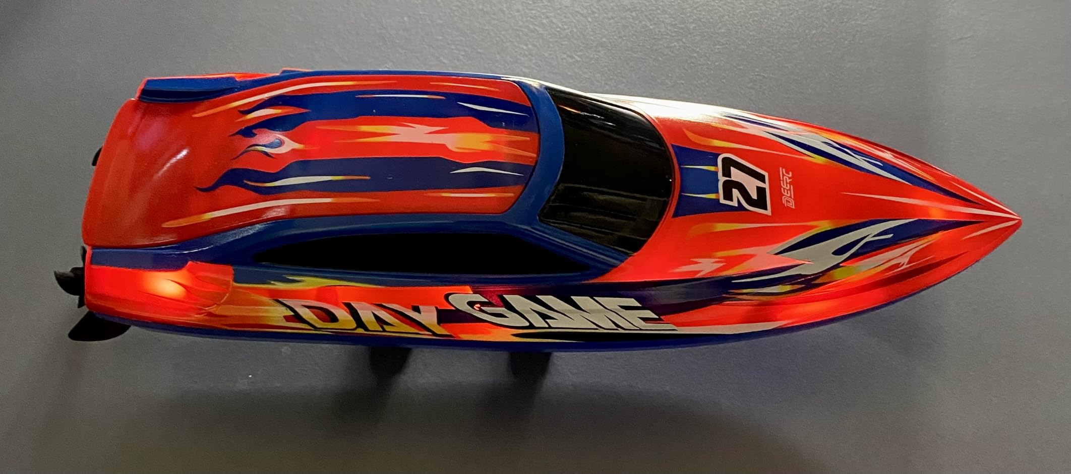 DEERC High Speed RC Boat for Kids, 25+KPH Remote Control Boat with LED Lights, Capsize Recovery,2x1300mAh Batteries 30 Min, 50+ Pad-Printed Details, 2.4GHz Racing Boat for Pool & Lake HJ826 customer photo 2
