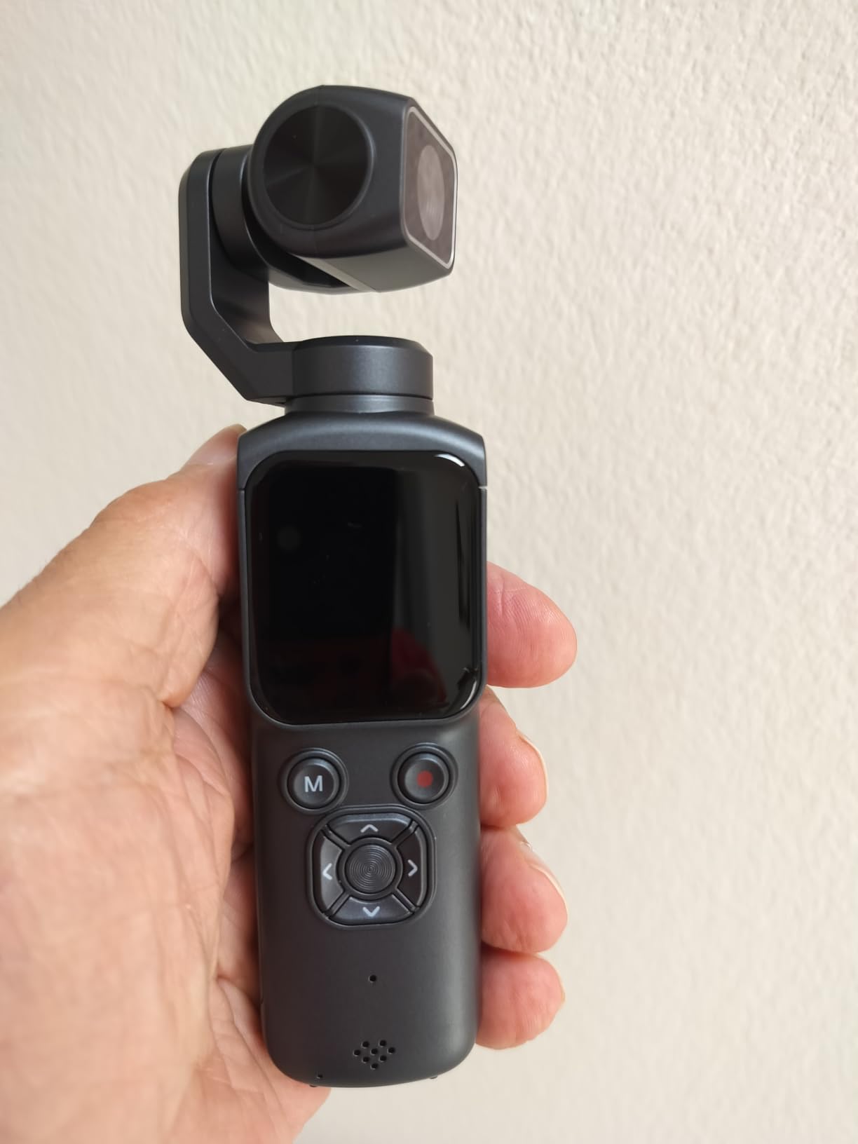 4K Vlogging Camera with 330 Degree Rotating Lens & Face Tracking, Portable Pocket Digital Camera for YouTube TikTok with WiFi, Includes 16GB Card, Tripod & Carrying Bag, Black customer photo 1