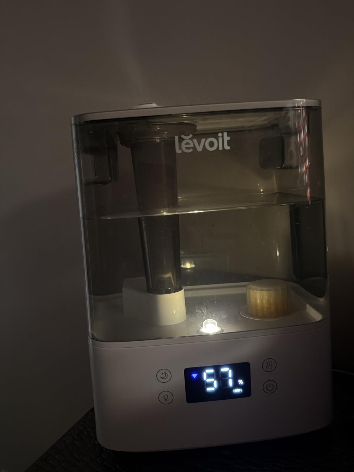 LEVOIT Humidifiers for Bedroom Large Room Home, 6.2L Dishwasher Safe, Cool Mist Humidifier for Baby & Plants, Top Fill Easy to Clean, Quiet 26dB, Smart App, Essential Oil Diffuser, NeoClassic 650S customer photo 2