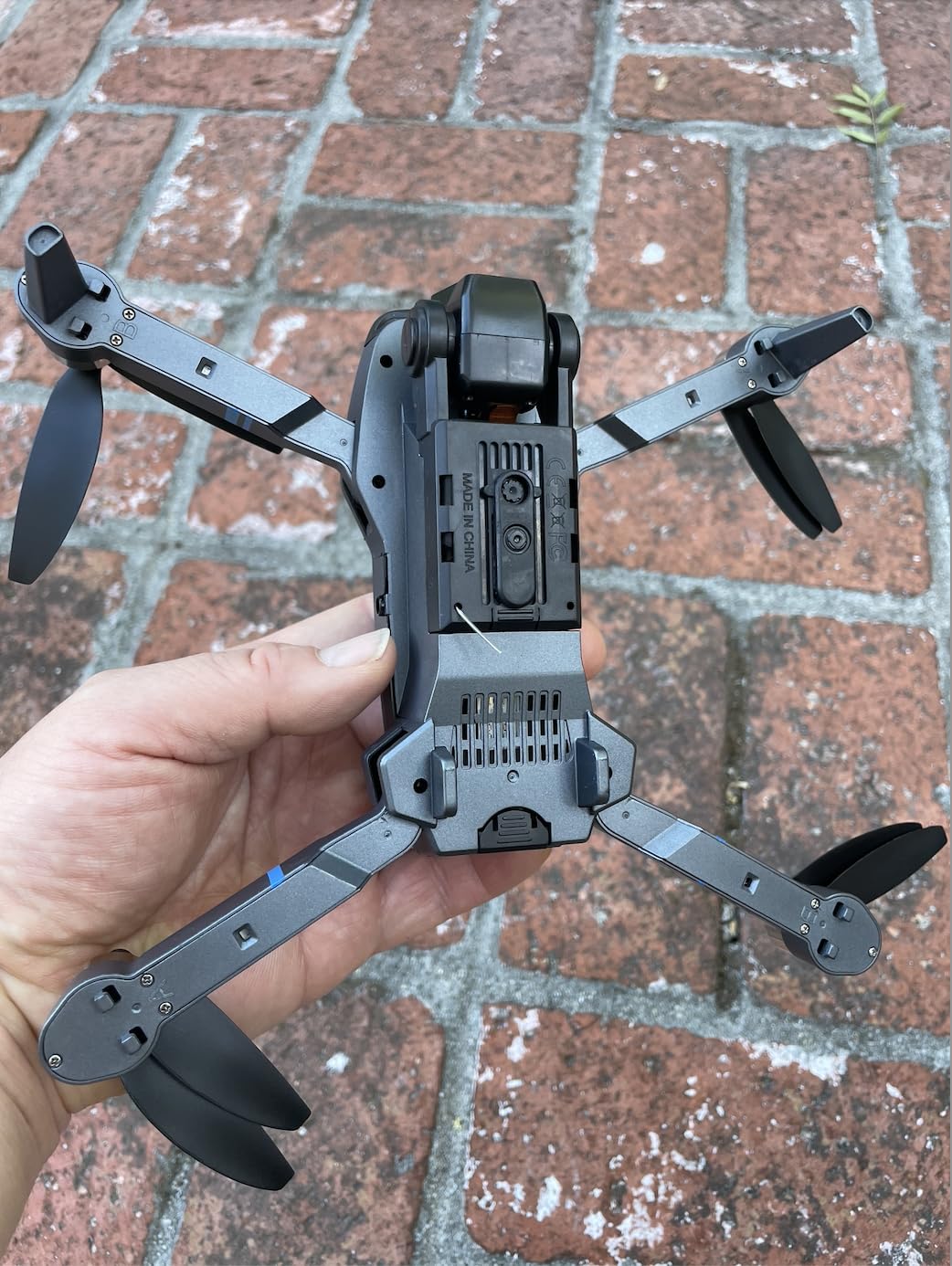 Drone with Camera for Adults LCD Screen FPV Live Video, Professional Brushless Motor 270° Obstacle Avoidance 3D Flips, Foldable RC Mini Quadcopter for Beginners Support 32G SD Card Max Under 250G Gift customer photo 2