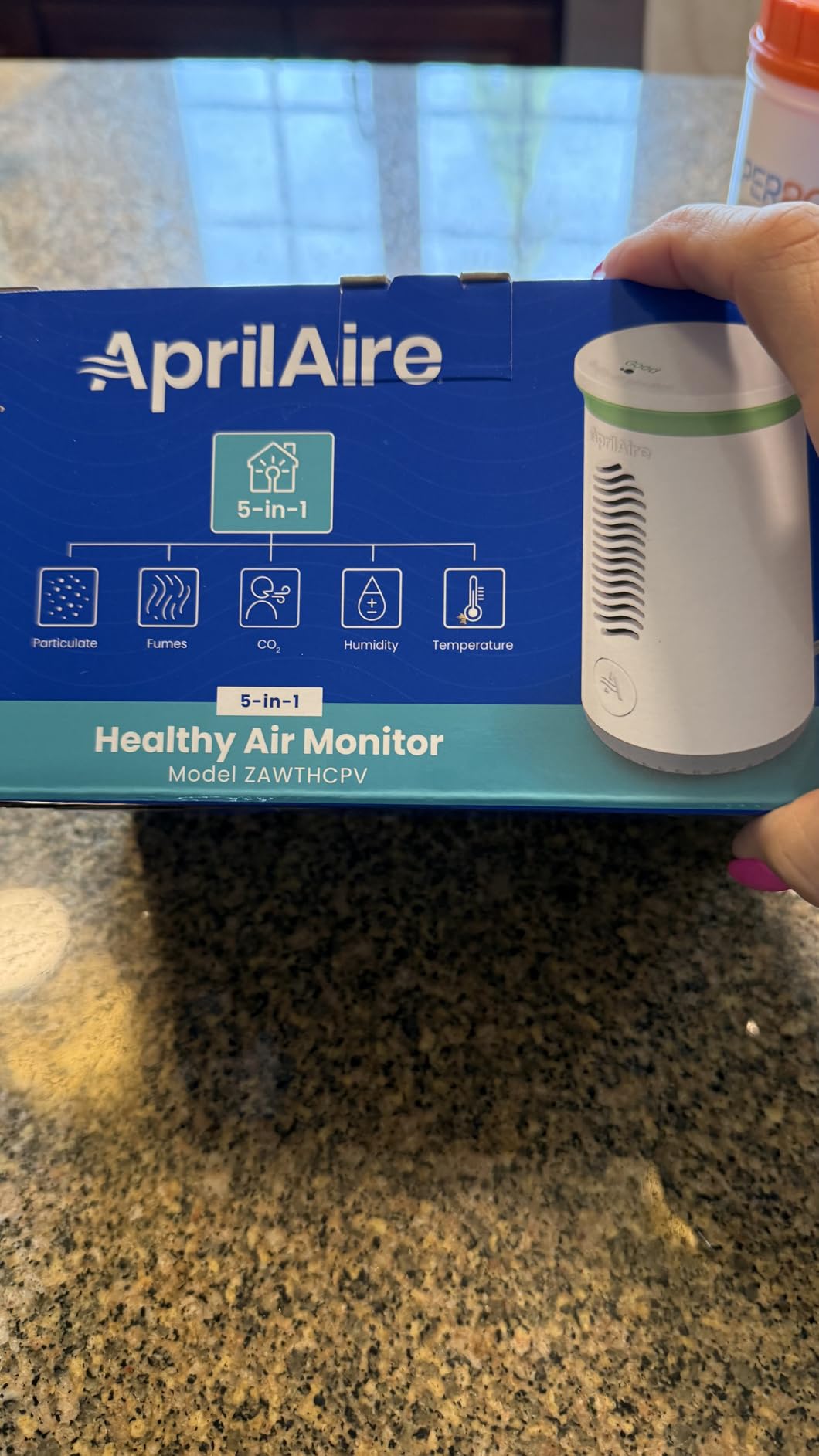 AprilAire ZAWTHCPV Smart Indoor 5-in-1 Wi-Fi Air Quality Monitor (CO2, VOC, PM 2.5, Particulate Matter, Humidity and Temperature), App Controlled IAQ Monitor for Home customer photo 1