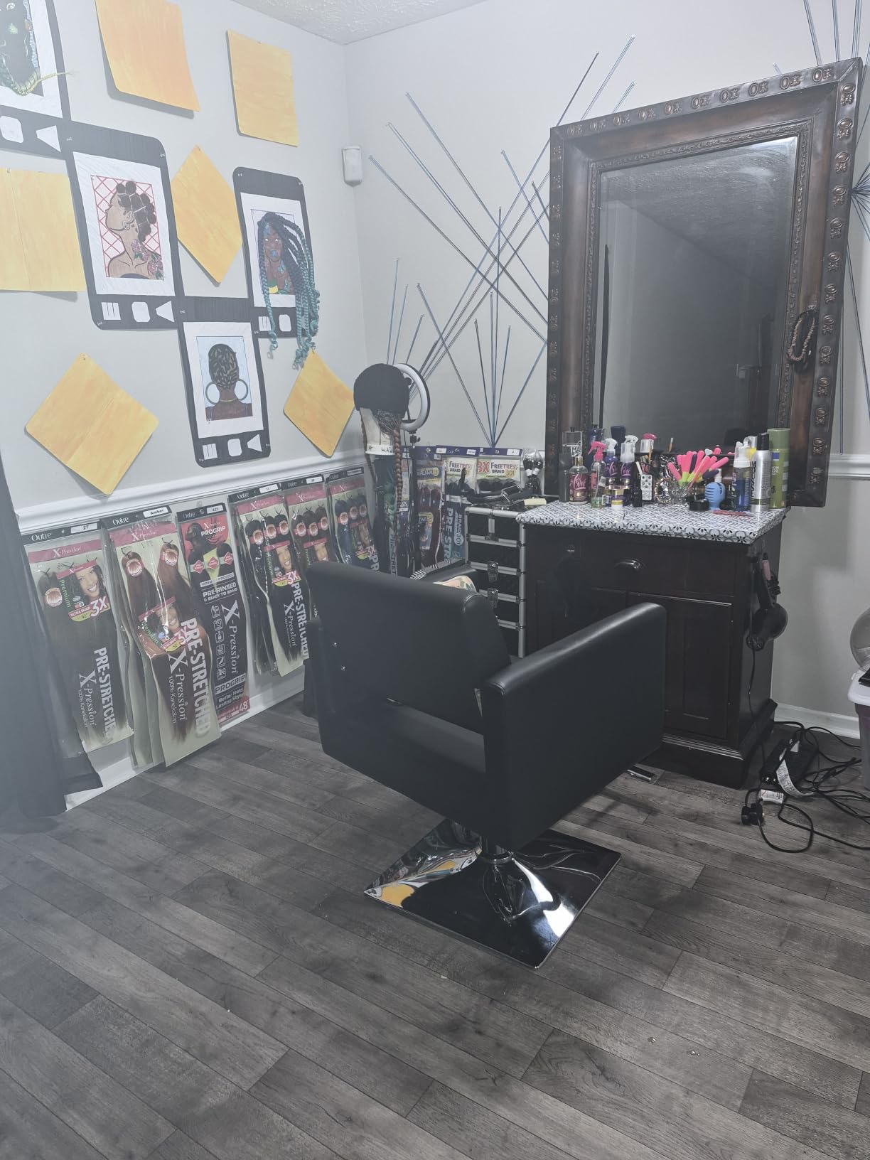 Barber Salon Hairdresser Chair - Capacity 330 Lbs with Heavy Duty Hydraulic Pump, 360° Swivel Adjustable Spa Beauty Equipment, Hair Stylist for Barbershop,Home(Black) customer photo 1