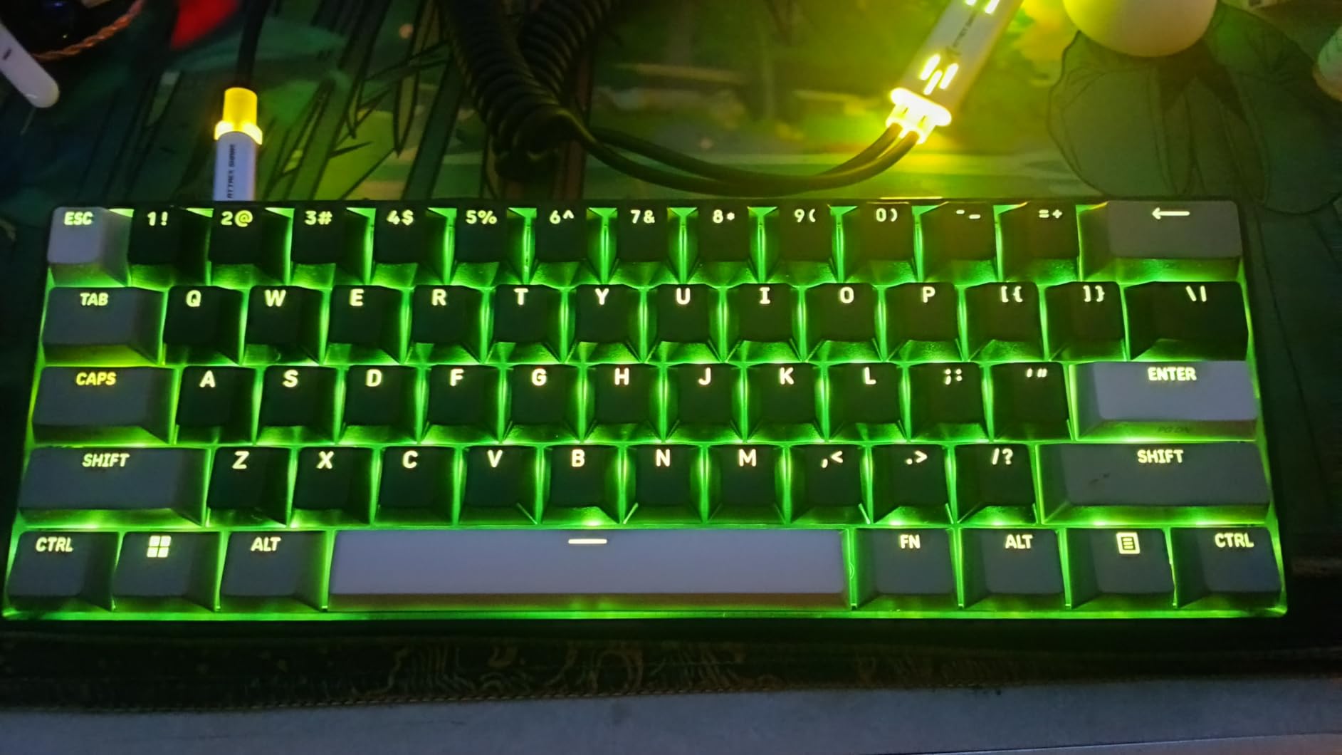 CORSAIR CLIPPER PRO MINI 60 Hall Effect FPS Gaming Keyboard - Rapid Trigger, SOCD, 8000Hz, Adjustable Actuation, IP57 Water & Dust, PBT Double Shot, Wired, RGB, US QWERTY, for Windows PC & Mac - Black customer photo 1
