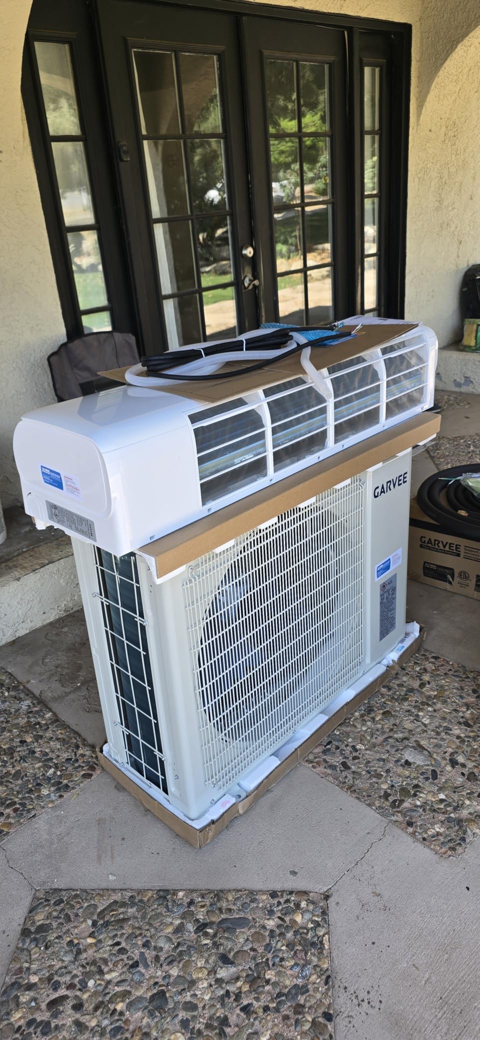 Garvee 12000 BTU Mini Split Air Conditioner, 22 SEER2 | Ductless Inverter AC w/ 115V, Cool Up to 750 Sq. Ft with Heat Pump System, Compatible with Alexa, White customer photo 2