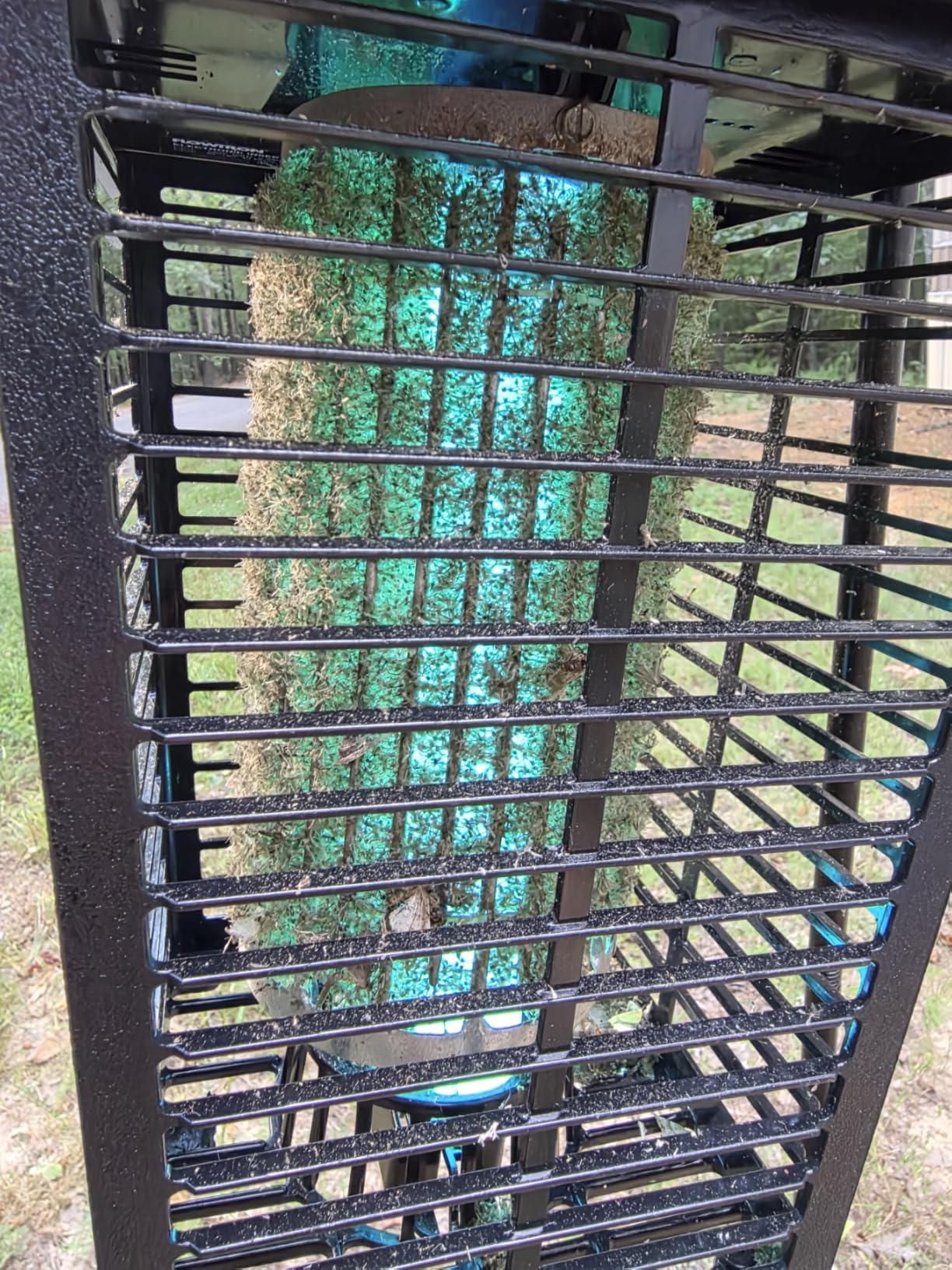 Flowtron Bug Zapper, 1 Acre Outdoor, 40W UV Bulb, 5600V, Octenol Attractant | Bug zapper for backyards, patios, and farms - UV plus octenol lure clears mosquitoes, flies, and gnats - UL certified customer photo 2