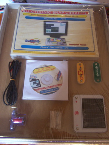 Snap Circuits Classic SC-300 Electronics Exploration Kit | Over 300 Projects | Full Color Manual Parts | STEM Educational Toy for Kids 8+ customer photo 2