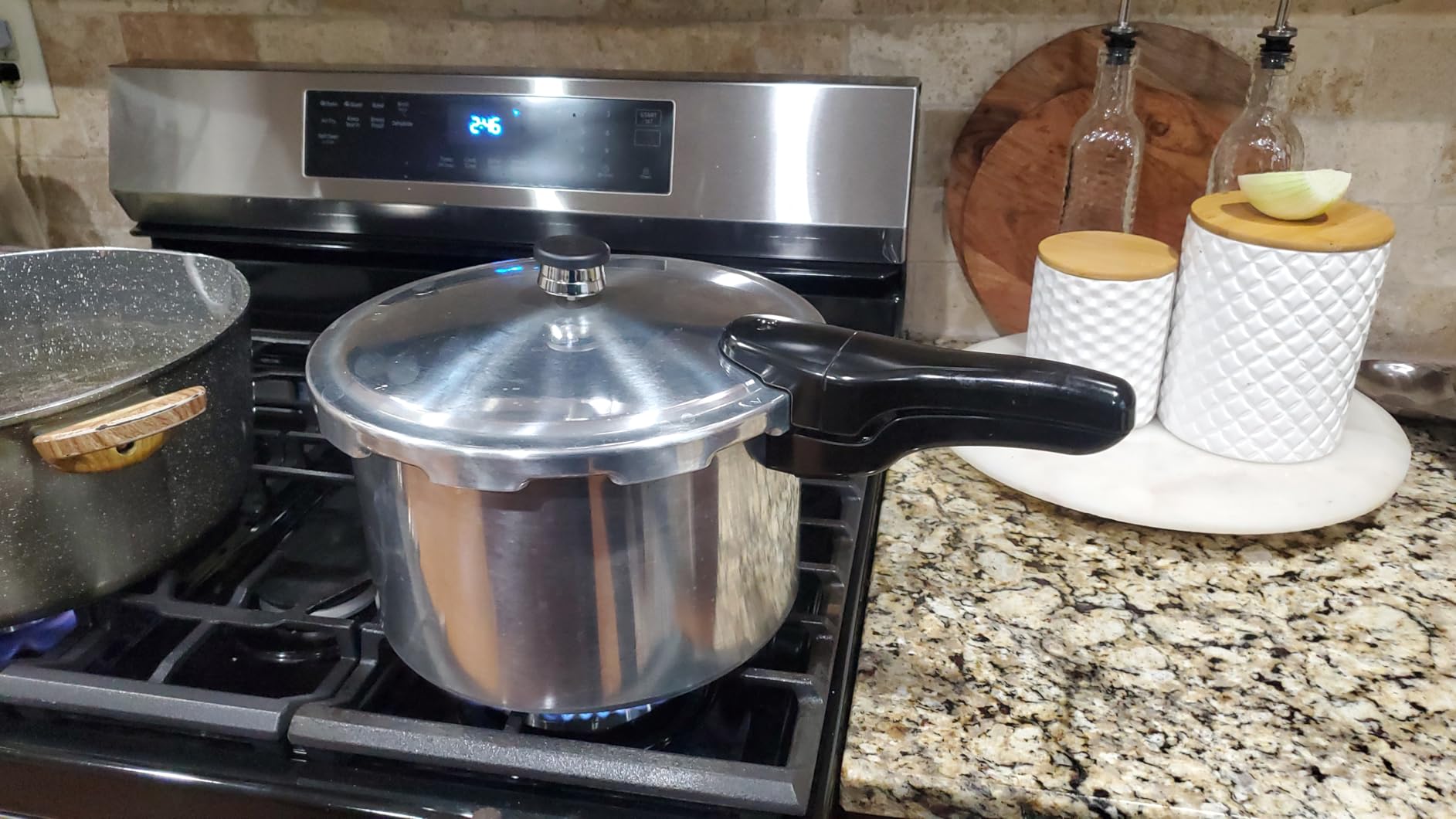 Presto 01282 8-Quart Aluminum Pressure Cooker customer photo 1