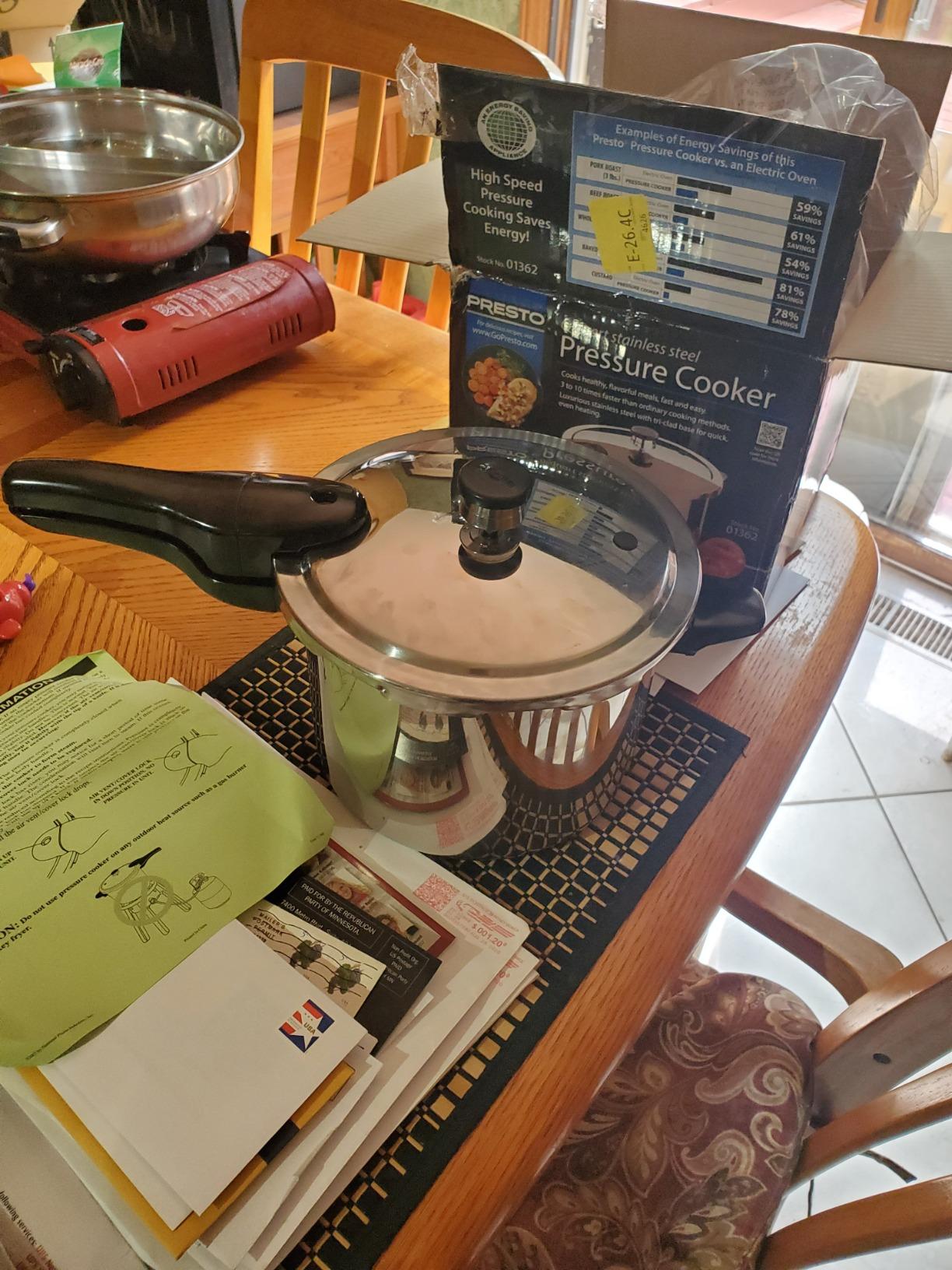 Presto 01362 6-Quart Stainless Steel Pressure Cooker customer photo 2