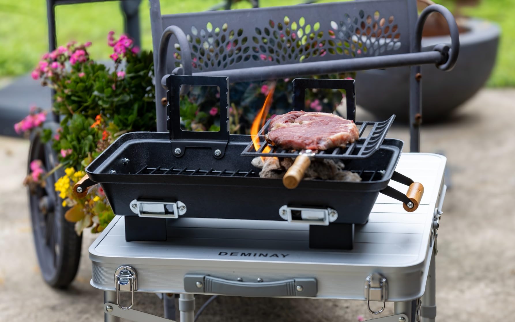 Marsh Allen 30052 Cast Iron Hibachi 10 by 18-Inch Charcoal Grill customer photo 2