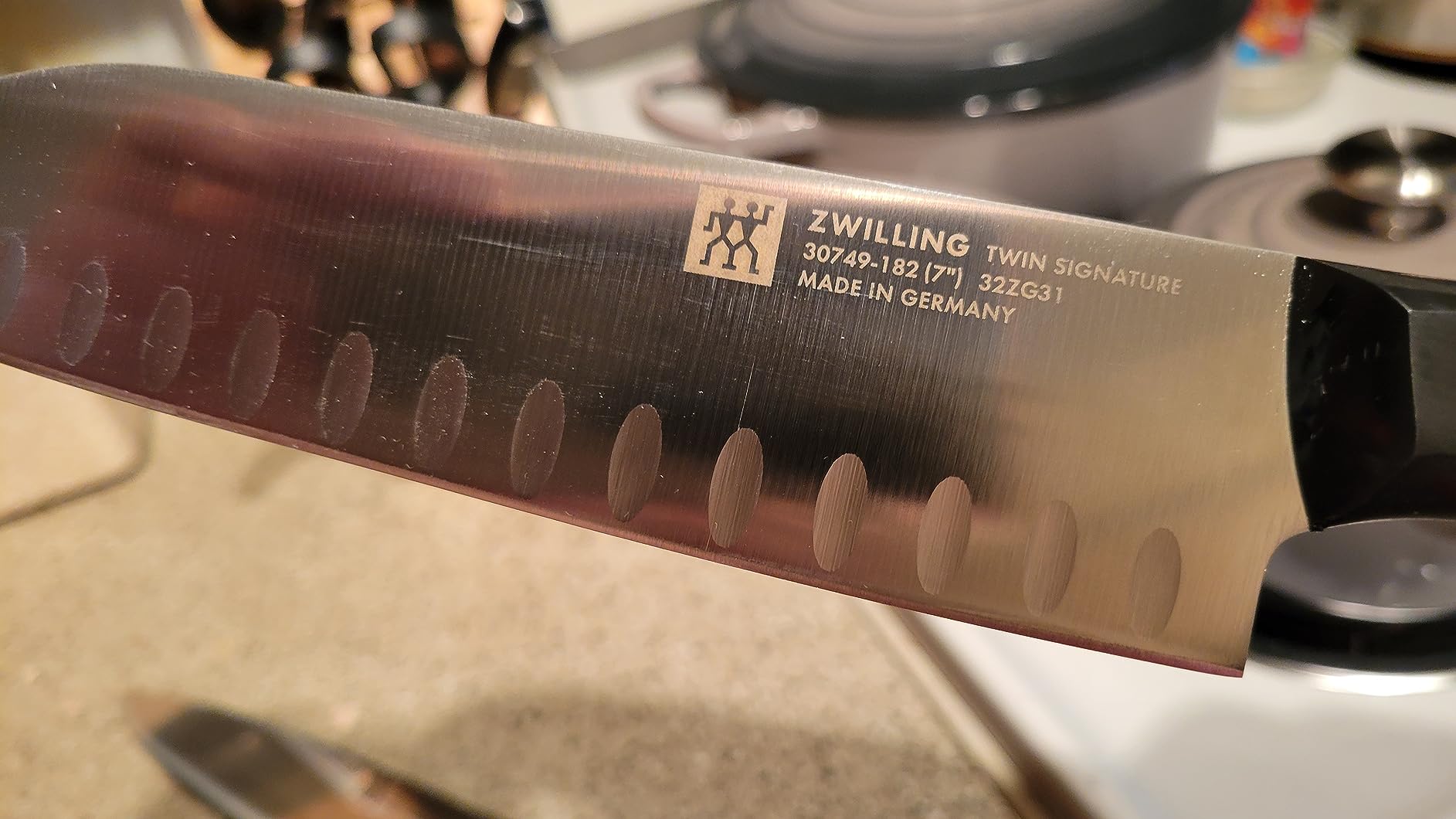 ZWILLING Twin Signature 11-Pc Knife Set, Friodur Ice-Hardened Blades | Made in Company-Owned German Factory with Special Formula Steel, Dishwasher Safe, Comfortable Grip customer photo 1