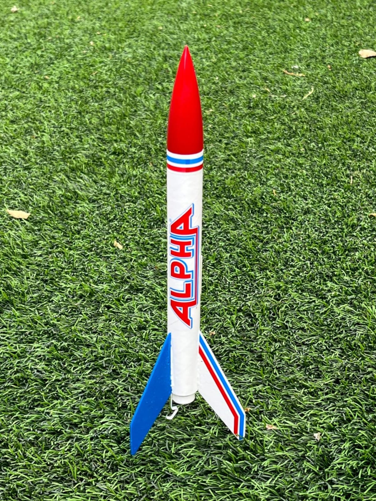 Estes 1225 Alpha Rocket-Building Kit, Intermediate Flying-Rocket-Model Kit for Ages 10+ customer photo 2