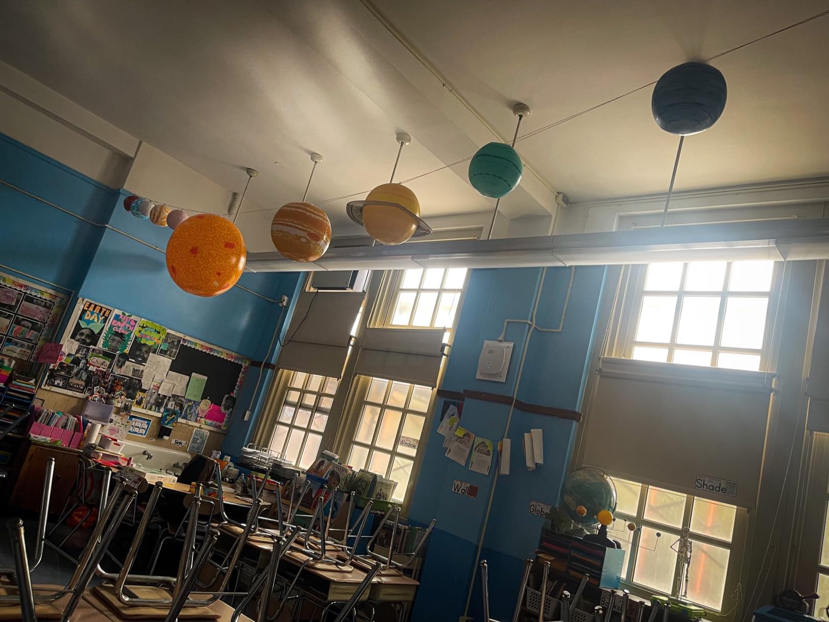 Learning Resources Giant Inflatable Solar System | Project Kit, Space and Planet Model, Constellation Classroom Globe, STEM Science Projects Gifts, Preschool Teacher Must Haves customer photo 2