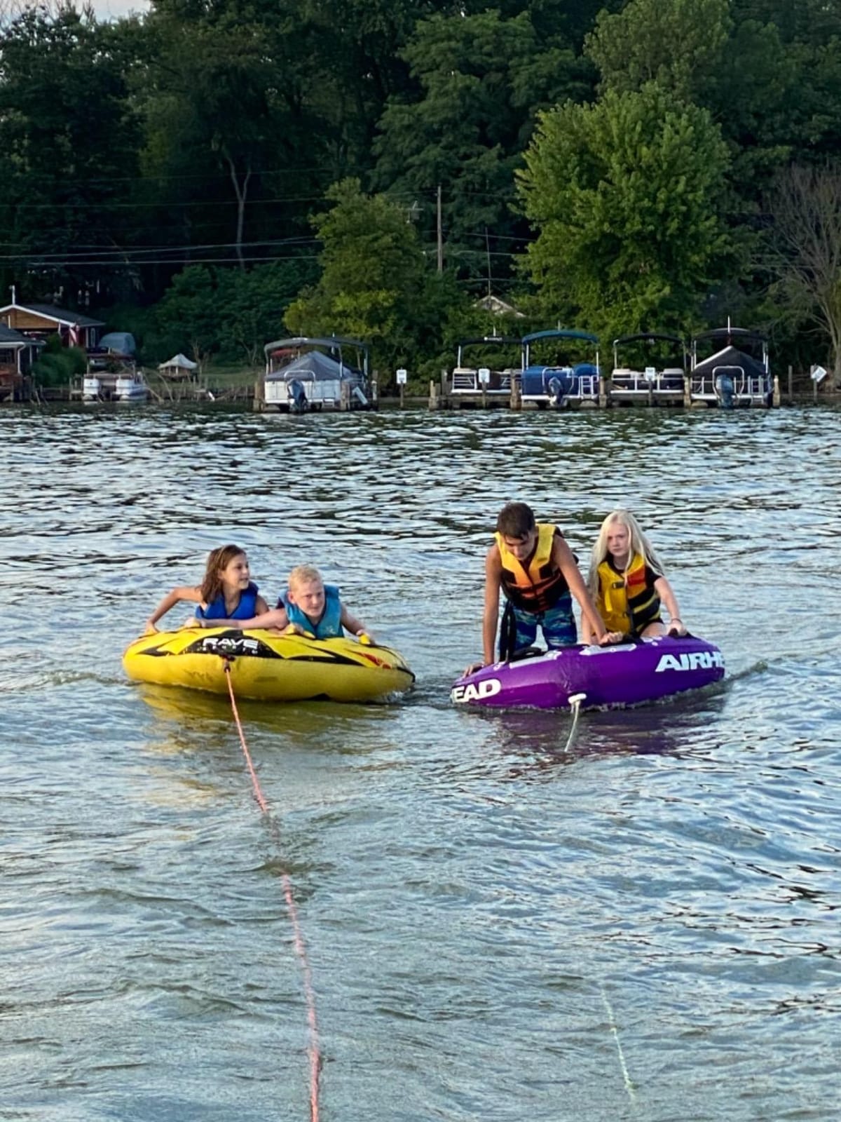 RAVE Sports Razor Inflatable Towable Tube, 1-2 Riders, Unique Skim-Fast Bottom Coating, Nylon Cover, Four Foam-Filled Reinforced Handles, Quick Connect Tow Point, Boat Tubes and Towables customer photo 1