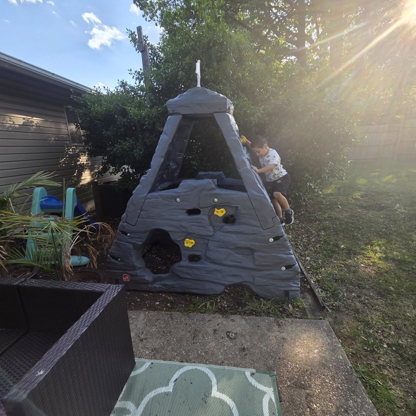 Step2 Skyward Summit for Kids, Climbing Wall Playset for Toddlers, Ages 4 -8 Years Old, Easy to Assemble Kids Outdoor Playground for Backyard customer photo 2