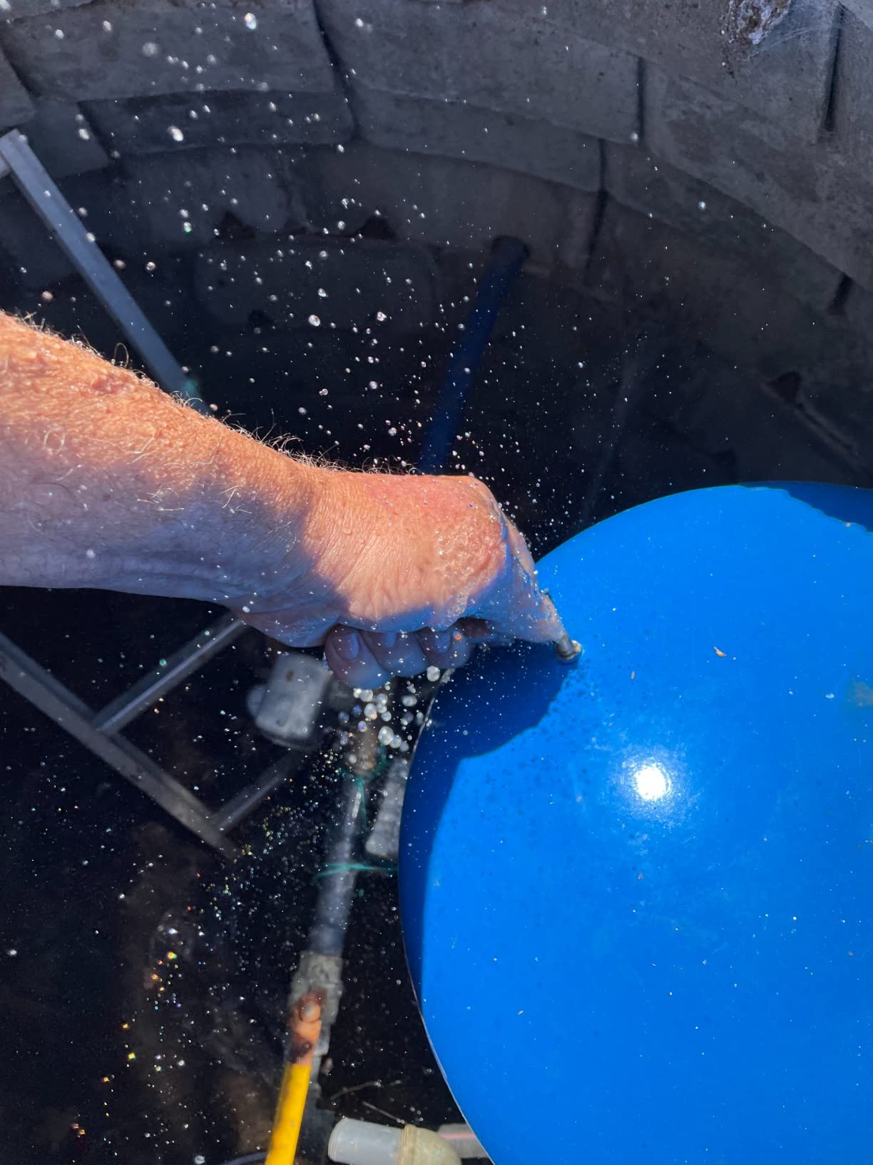 Water Worker HT-32B Well Tank, 32-Gallon Capacity, 1 in FNPT customer photo 2