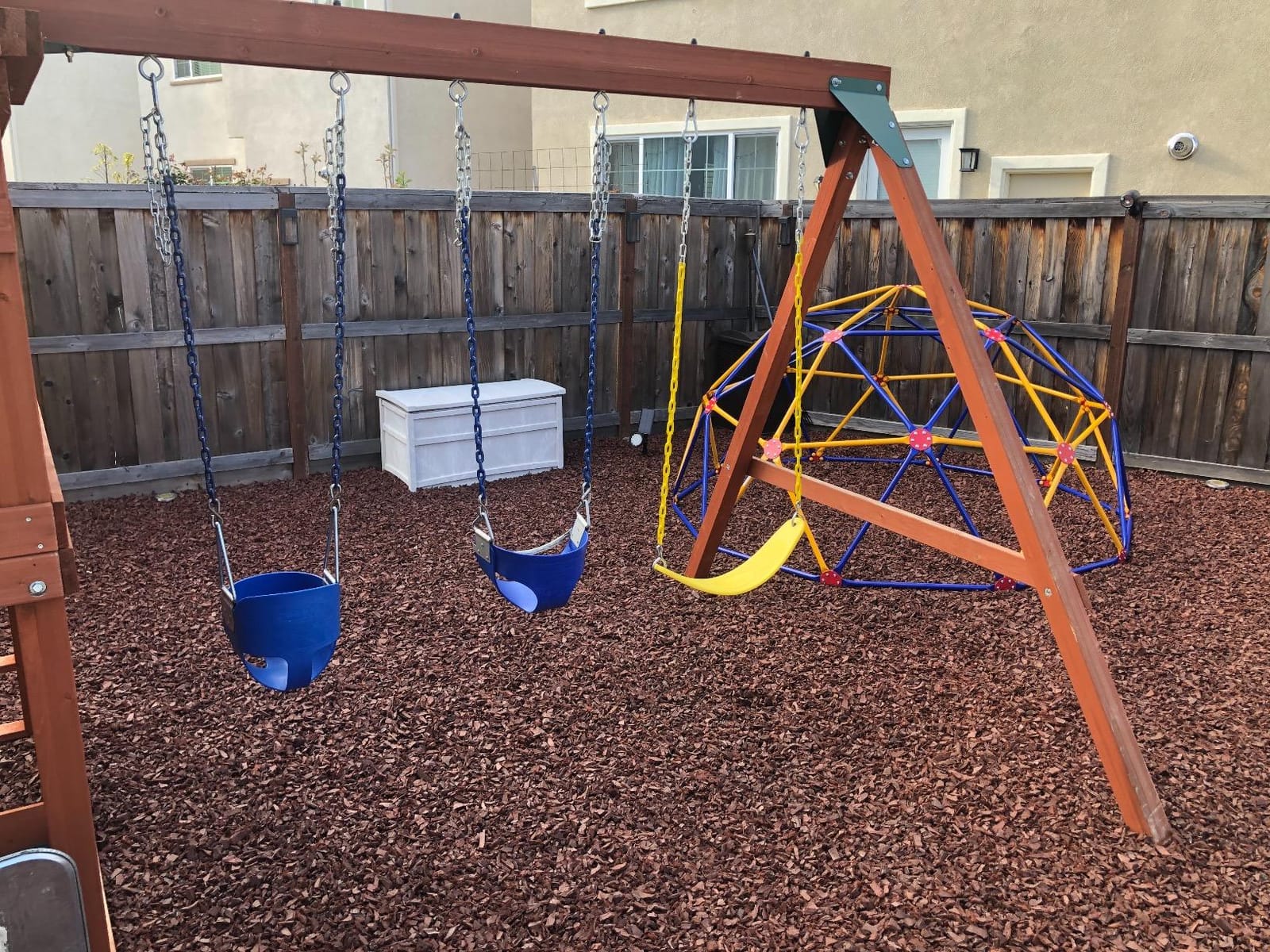 EASY OUTDOOR Space Dome Climber, Kids Outdoor Play Equipment, Kids Climbing Toys, UV Resistant Steel, Multi-Color, 1000 lbs Capacity GD-810 customer photo 1
