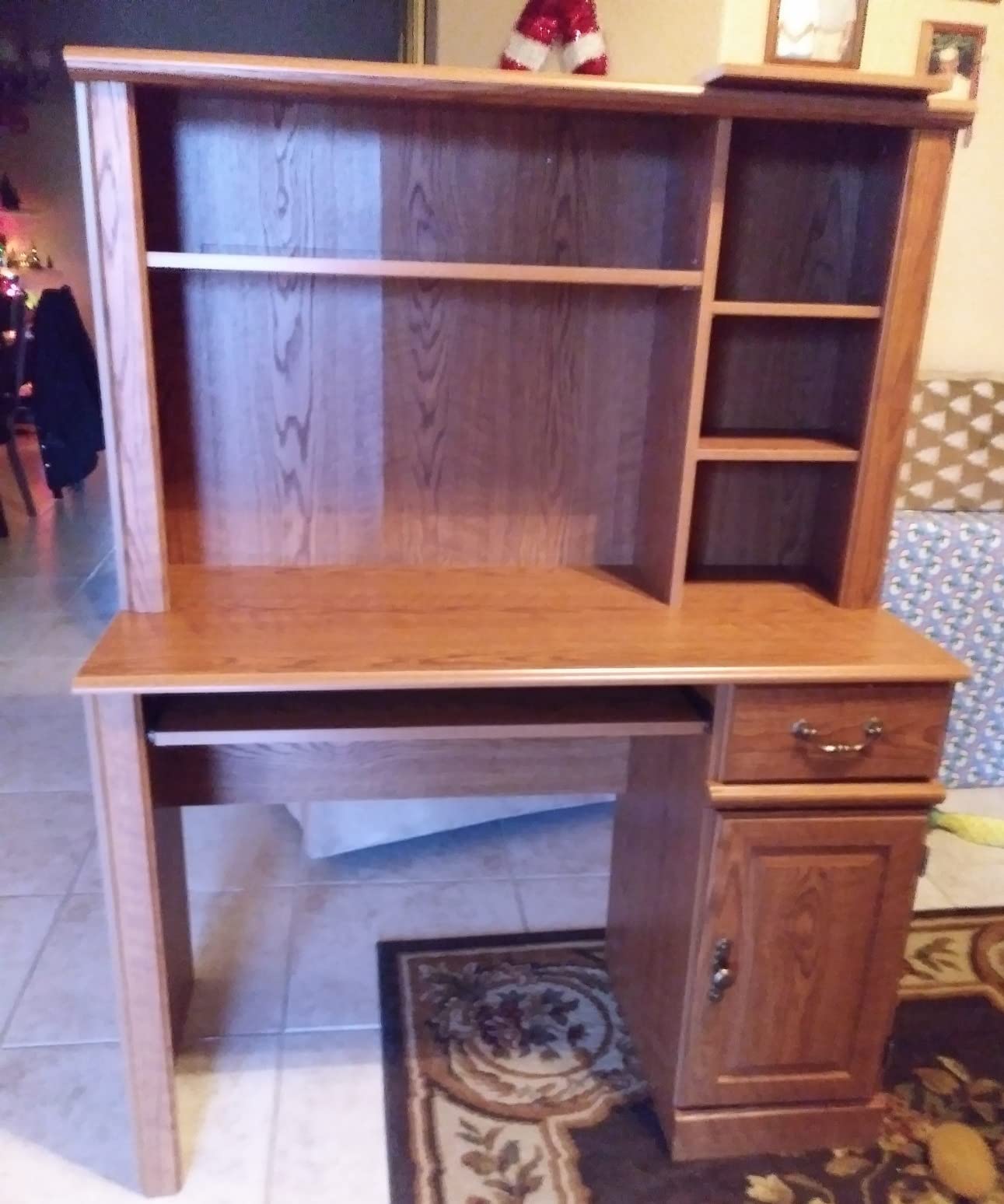 Sauder Orchard Hills Computer Desk, Carolina Oak finish customer photo 2