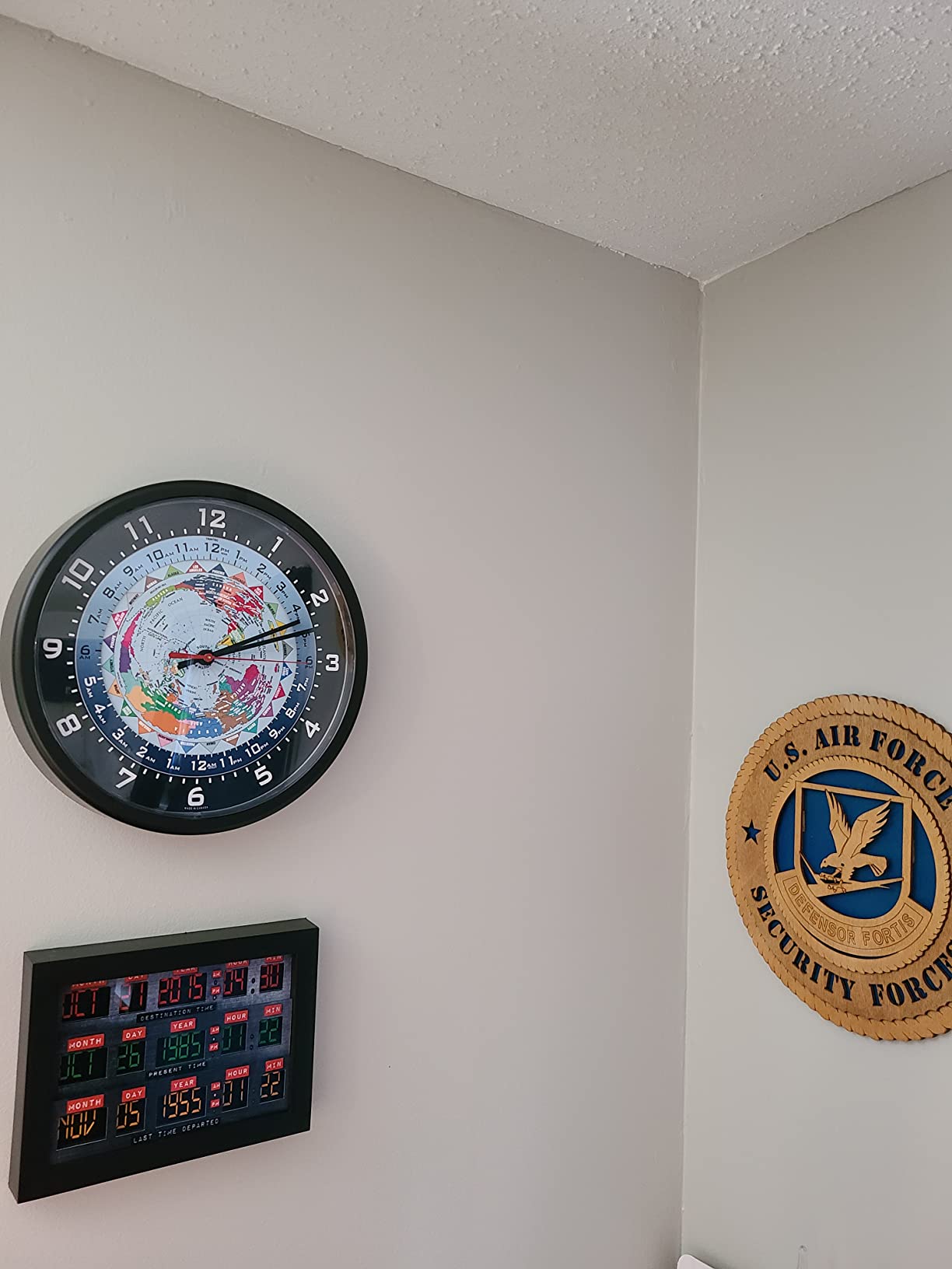 World Time Clock - 10 Inch customer photo 2