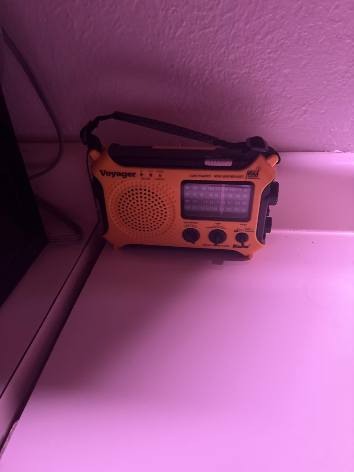 Kaito KA500RED 5-Way Powered Emergency AM/FM/SW Weather Alert Radio, Red customer photo 2