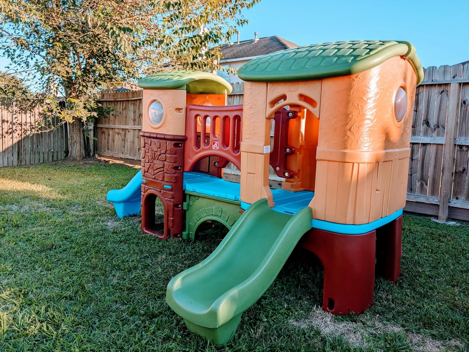 Step2 Clubhouse Climber Playset for Kids, Jungle Gym with Elevated Playhouse, Outdoor Backyard Playground Set, Two Toddler Slides, Ages 2 to 6 Years Old customer photo 1