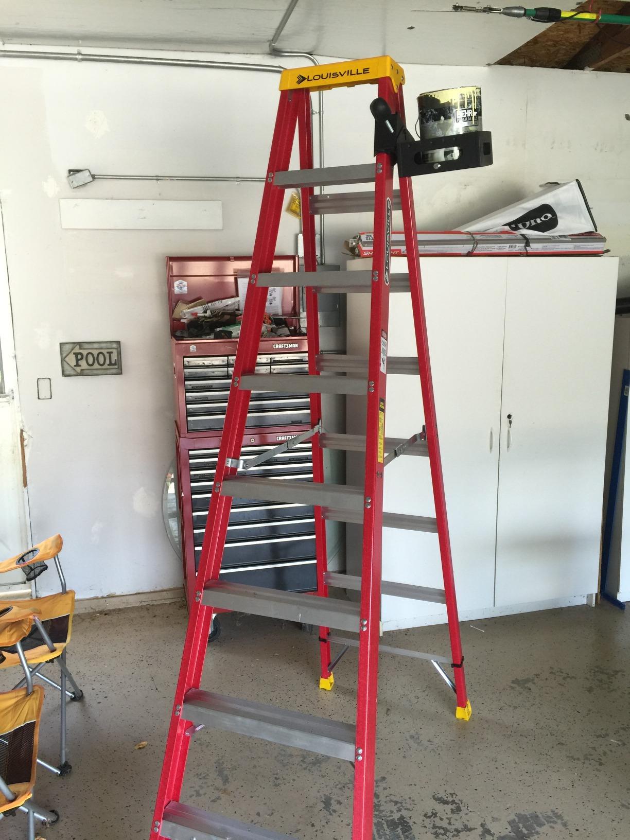 Louisville Ladder 4-Foot Fiberglass Step Ladder, 300-Pound Load Capacity, Type IA, L-3016-04 customer photo 2
