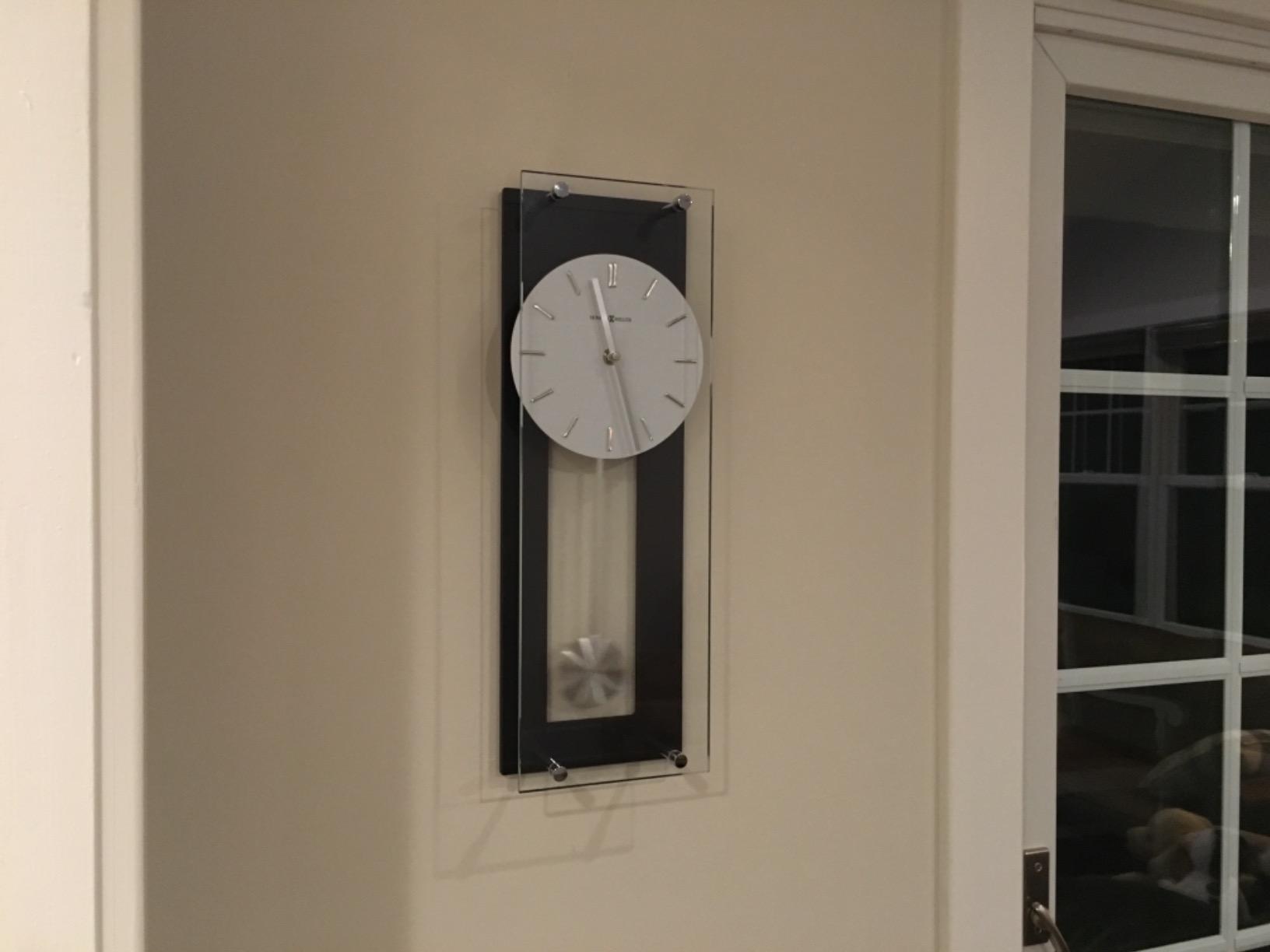 Howard Miller Emmett II Wall Clock - Espresso Finish, Silver Pendulum, Chrome Accents, Quartz Movement, Modern Pendulum Wall Clock customer photo 1
