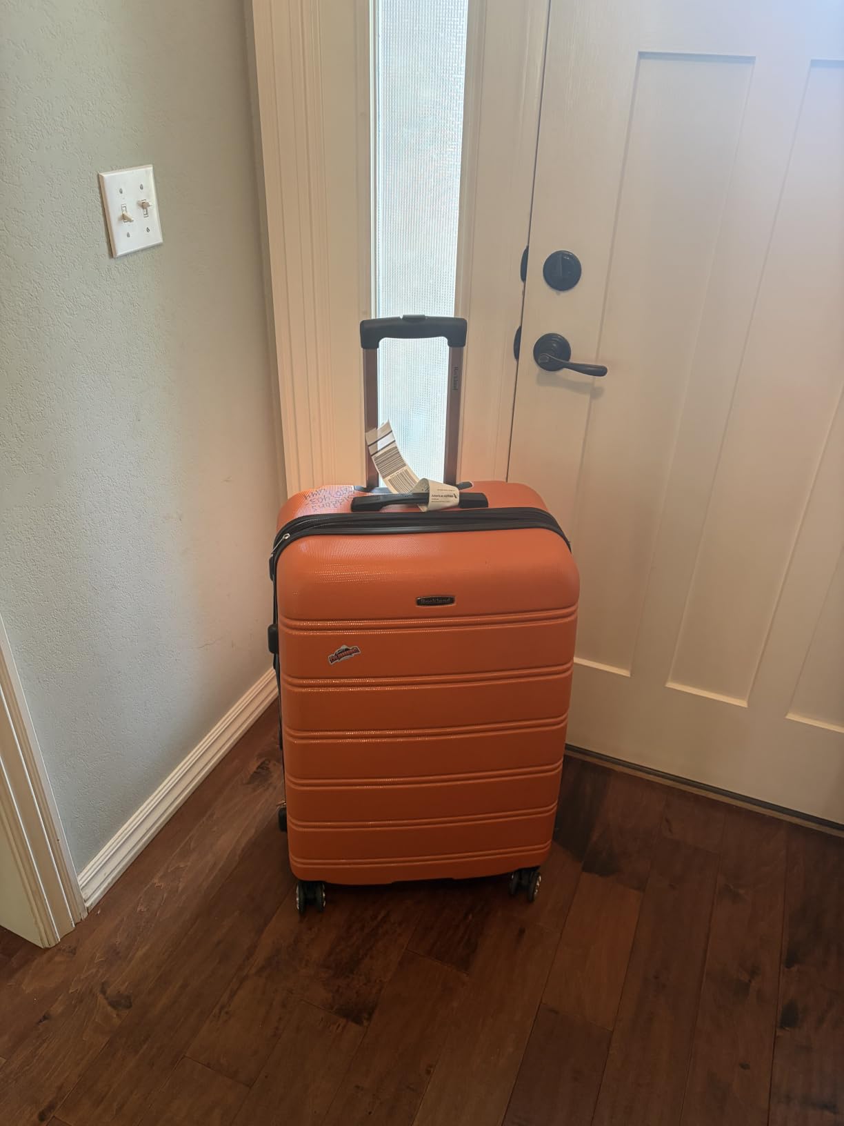 Rockland Melbourne Lightweight Expandable Hardside Spinner Wheel Luggage in Pink customer photo 1