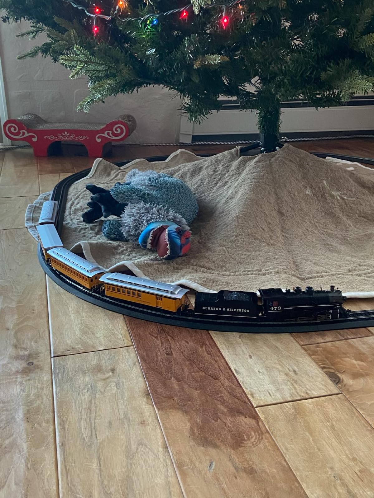 Bachmann Trains - Durango & Silverton Ready To Run Electric Train Set - HO Scale, Yellow customer photo 1