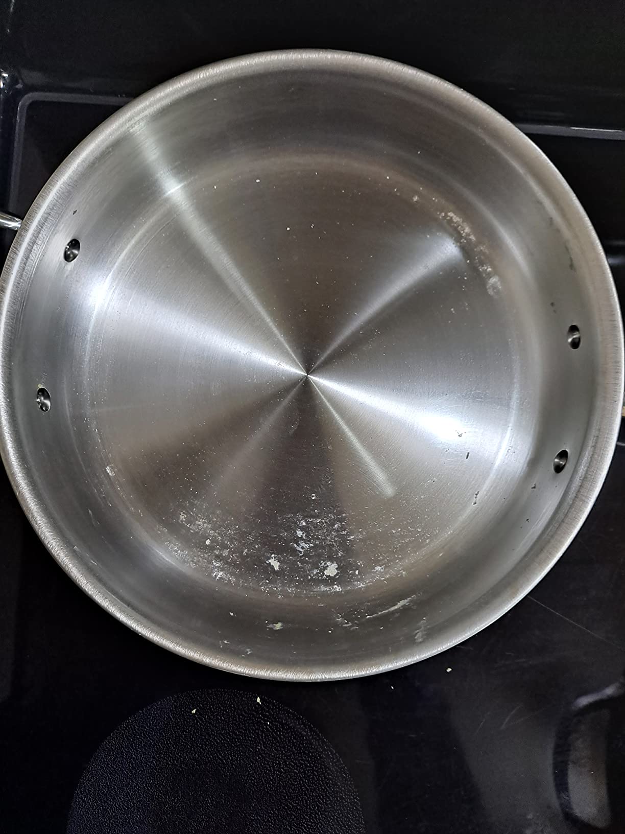 All-Clad D3 Stainless Steel 3 Qt Sauté Pan with Lid, Made in the USA | The Original Bonded Professional Cookware, All- Purpose Sauté Pan, Induction Compatible, Oven Safe up to 600F customer photo 2