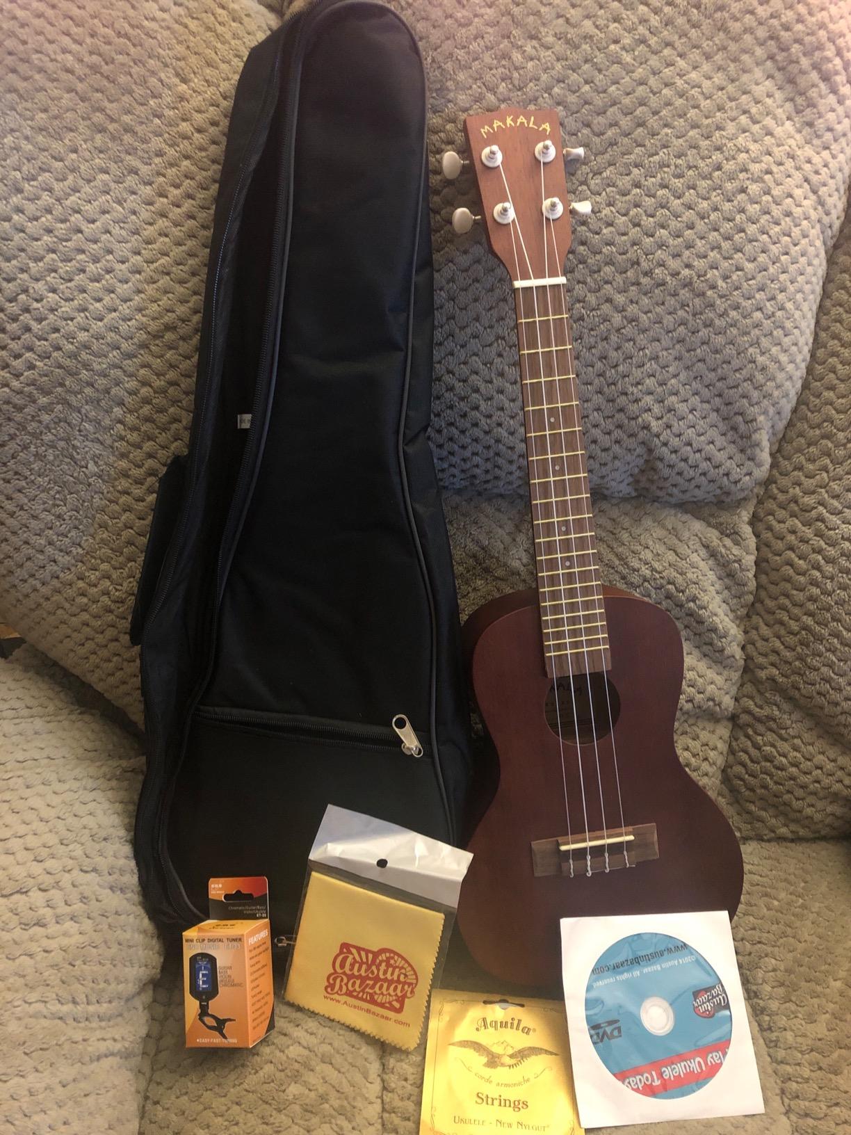 Kala MK-C Makala Concert Ukulele Bundle with Gig Bag, Tuner, Strap, Aquila Strings, Online Lessons, Austin Bazaar Instructional DVD, and Polishing Cloth customer photo 2