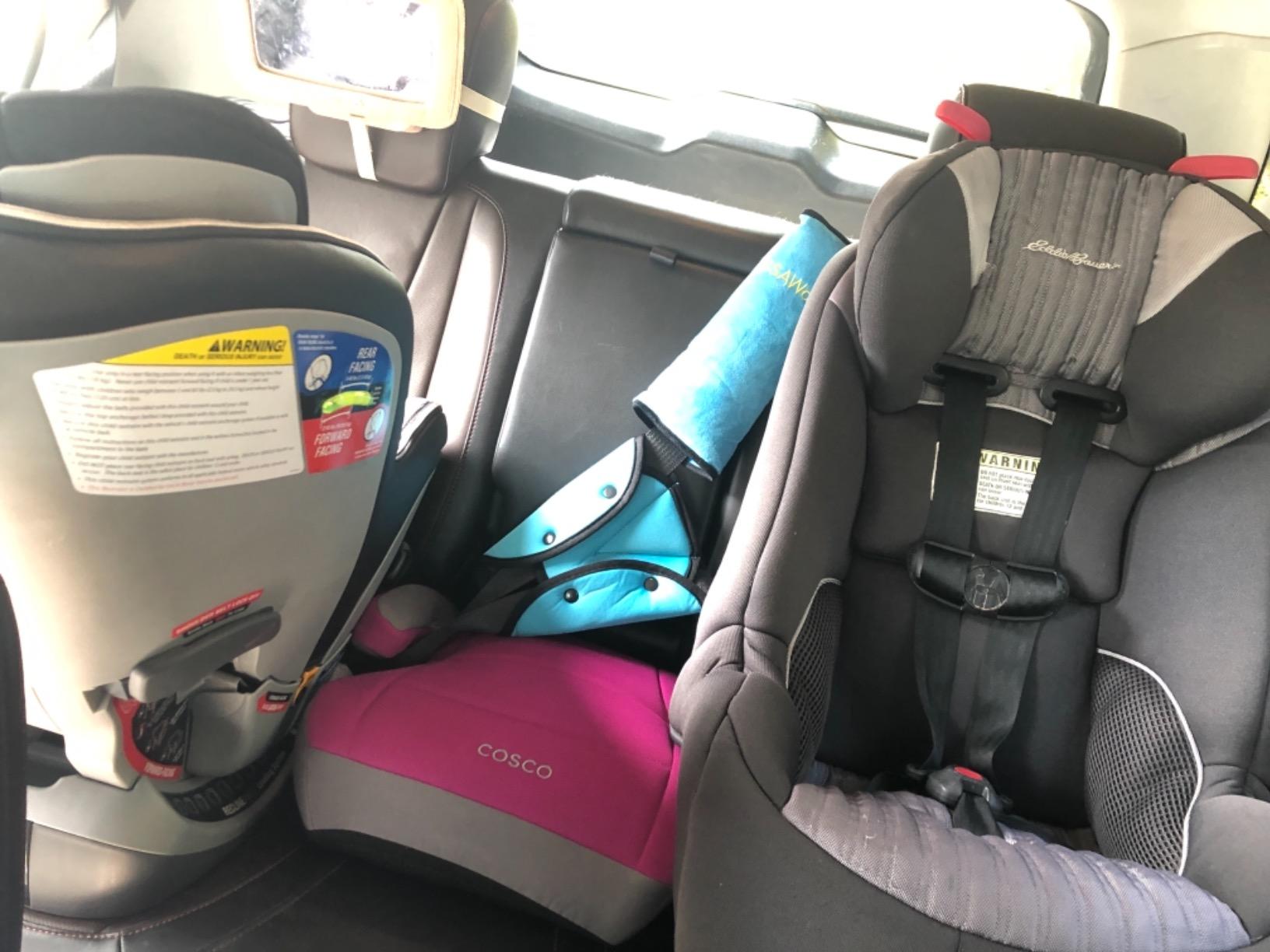 Cosco Topside Backless Booster Car Seat, Lightweight Booster Seats for Cars 40-100 lbs, Leo customer photo 2