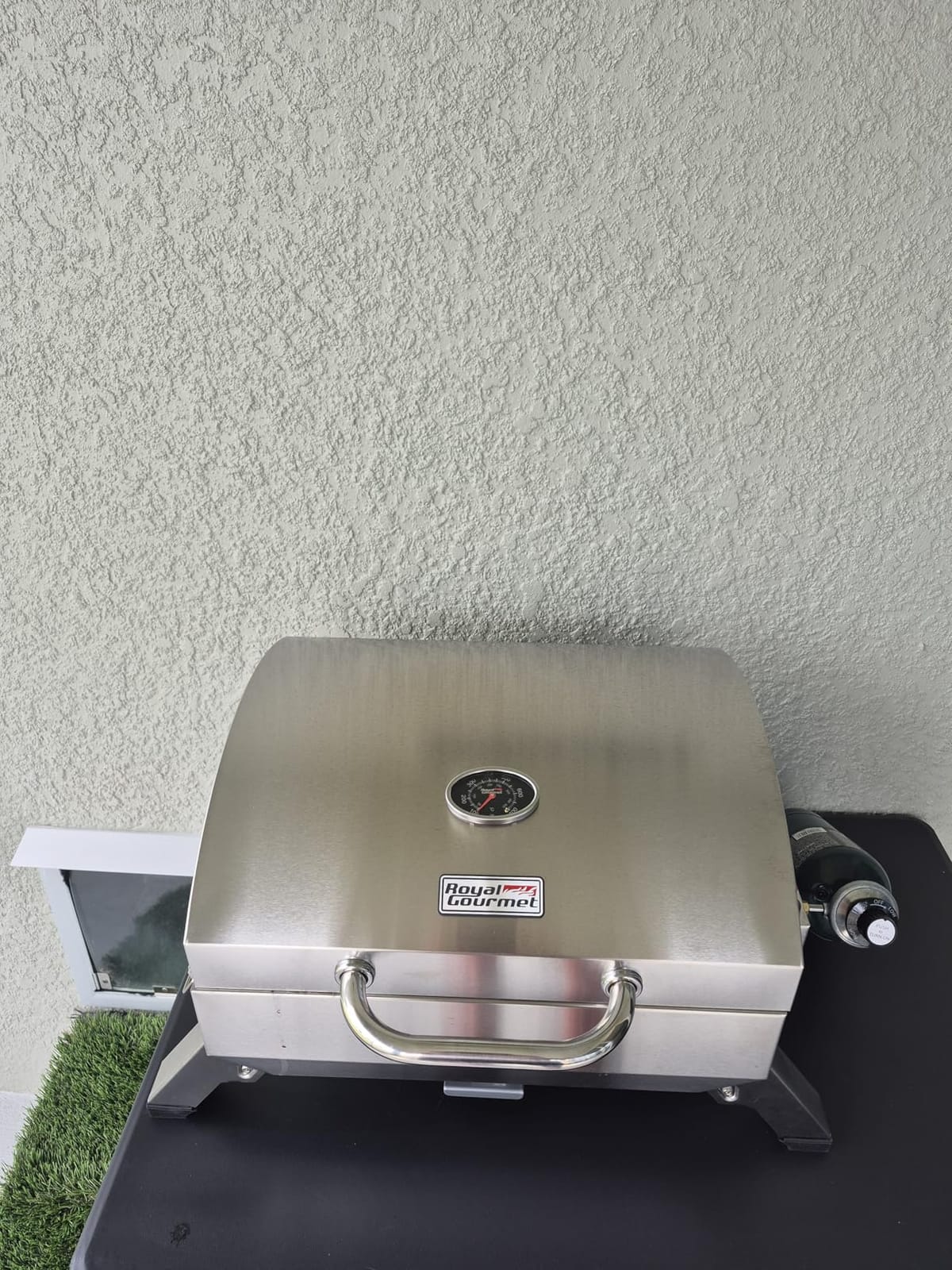 Charbroil 1-Burner Portable Gas Grill, Stainless Steel customer photo 1
