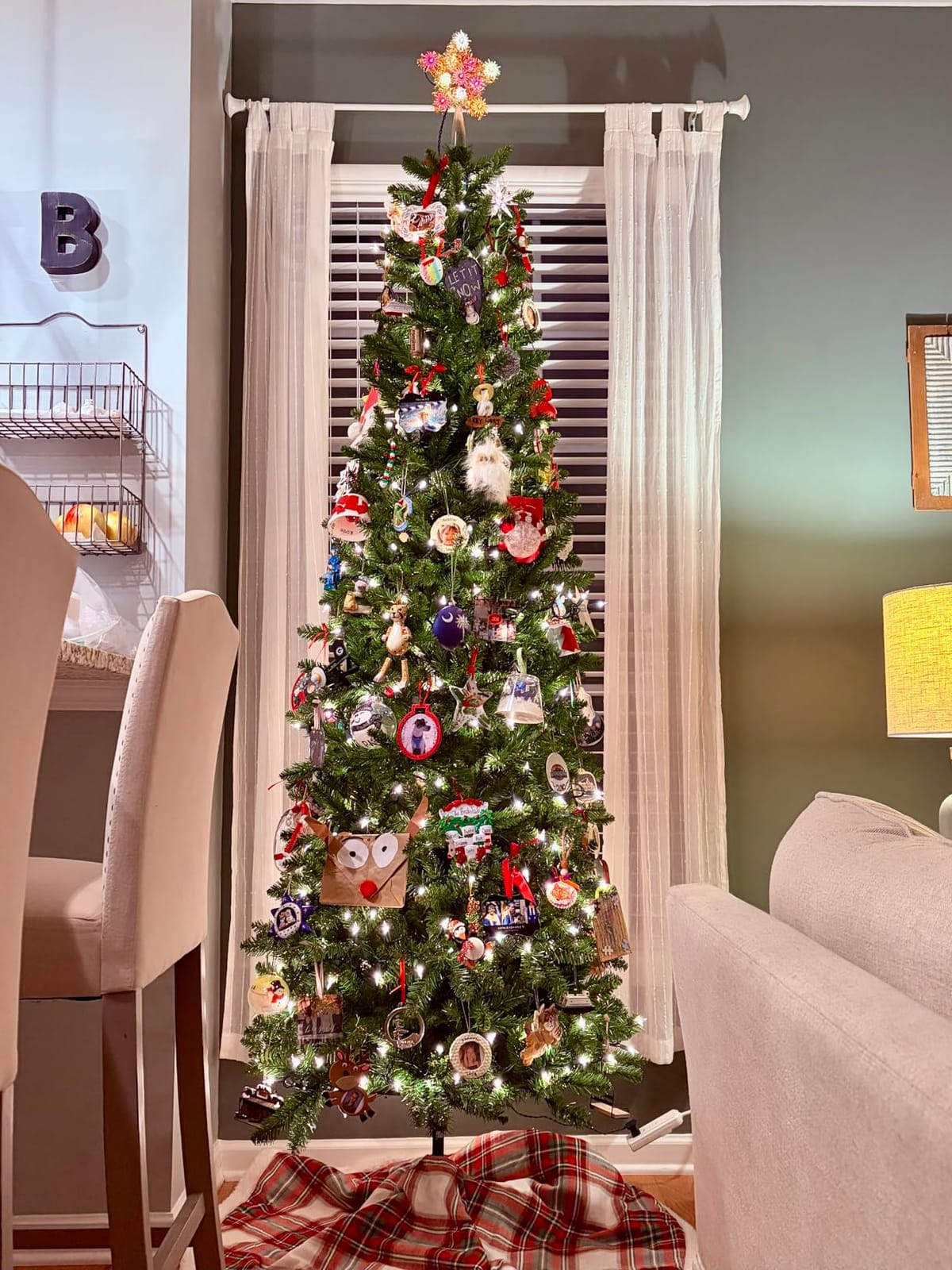 National Tree Company 7.5ft Unlit Kingswood Fir Slim Christmas Tree | 1,075 Tips, Includes Stand, Artificial, Green customer photo 2