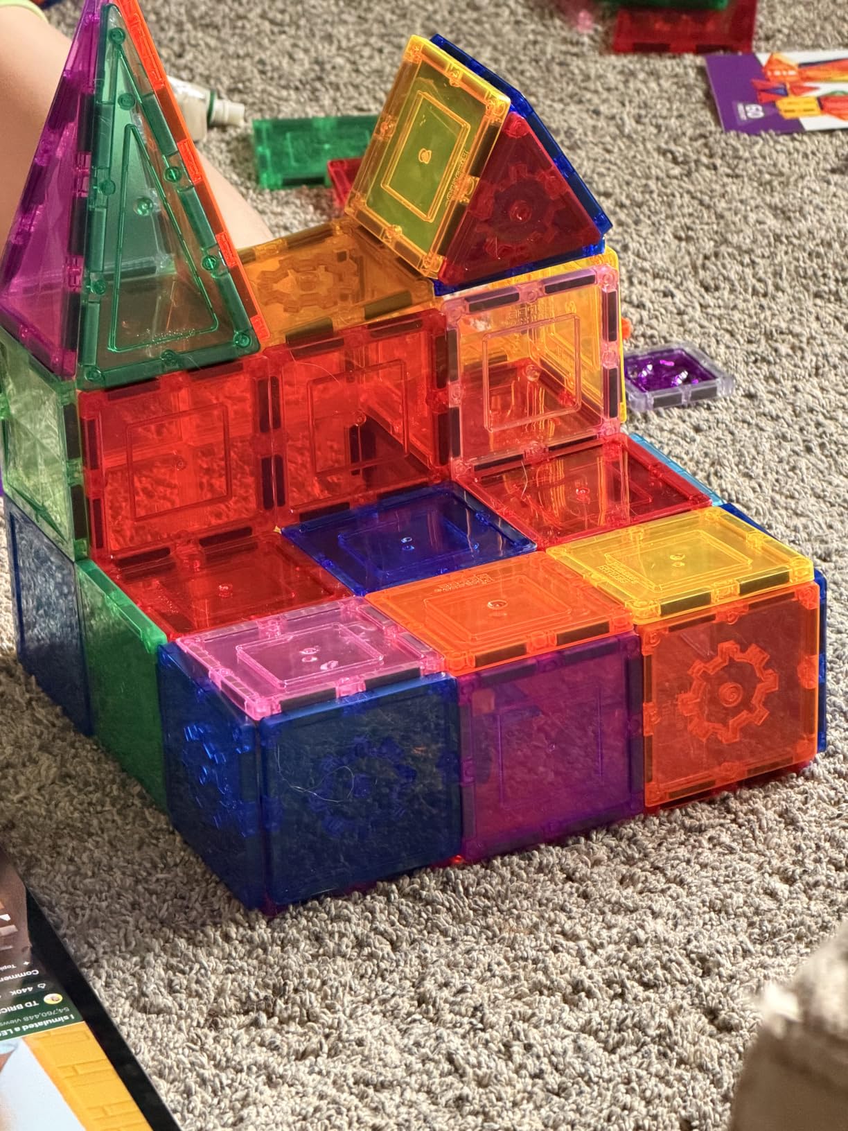 PicassoTiles 100 Piece Magnetic Tiles, Clear 3D Building Blocks for Kids 3+ | No-limit scalable builds, hands-on magnet polarity fun, family group play, quick assemble & store, shape & color recognition customer photo 1
