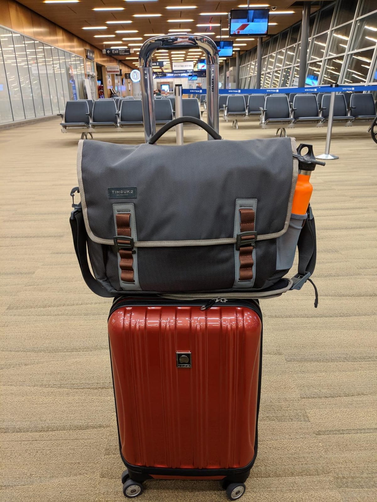 Delsey Luggage Helium Aero, International Carry On Luggage, 19