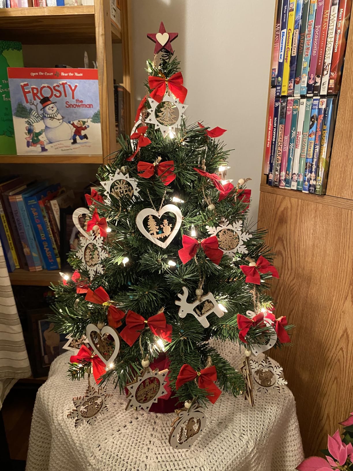 National Tree Company 24in Pre-Lit Majestic Fir Mini Christmas Tree | 35 Clear Lights, 71 Tips, Red Cloth Base, Artificial, Green customer photo 2