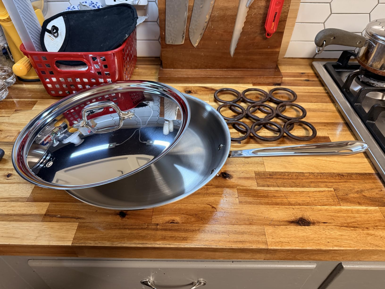 All-Clad D3 Stainless Steel 12 inch Frying Pan With Lid- Made in the USA- The Original Bonded Professional Cookware- Oven Safe & Induction Compatible customer photo 2