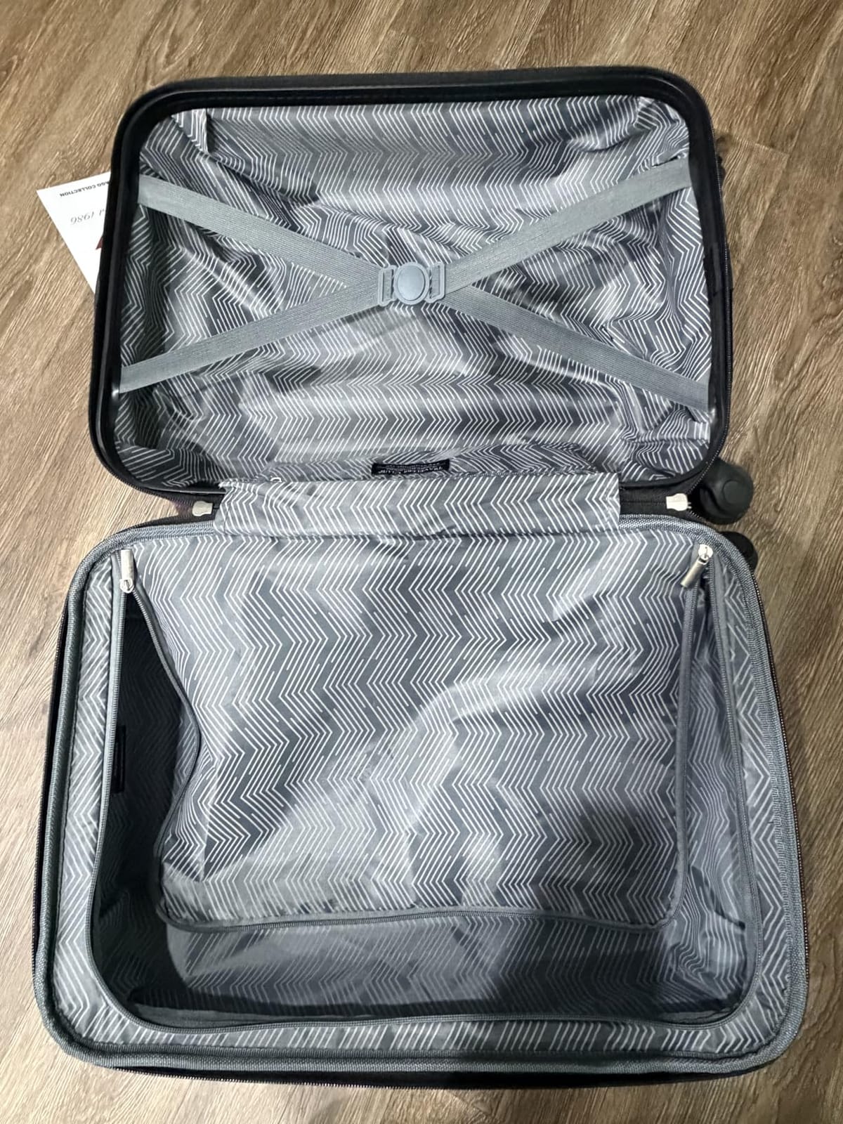 Travelers Club Chicago Hardside Expandable Spinner Luggage, Silver, 22
