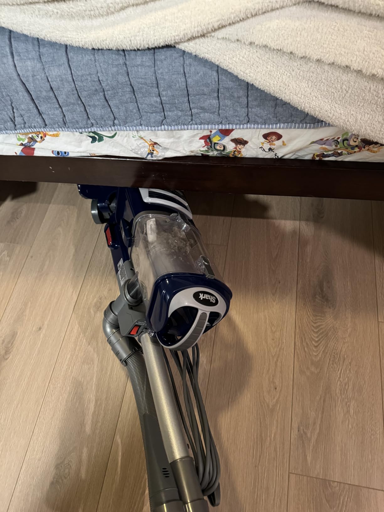 Shark Navigator Lift-Away Vacuum, HEPA, Carpet and Pet Hair, Blue, NV360 | Lift-Away Pod, Carpet and Hard Floor Cleaning, Swivel Steering, Brushroll Shutoff, 0.9-Qt Dust Cup, Upholstery/Crevice Tools customer photo 1