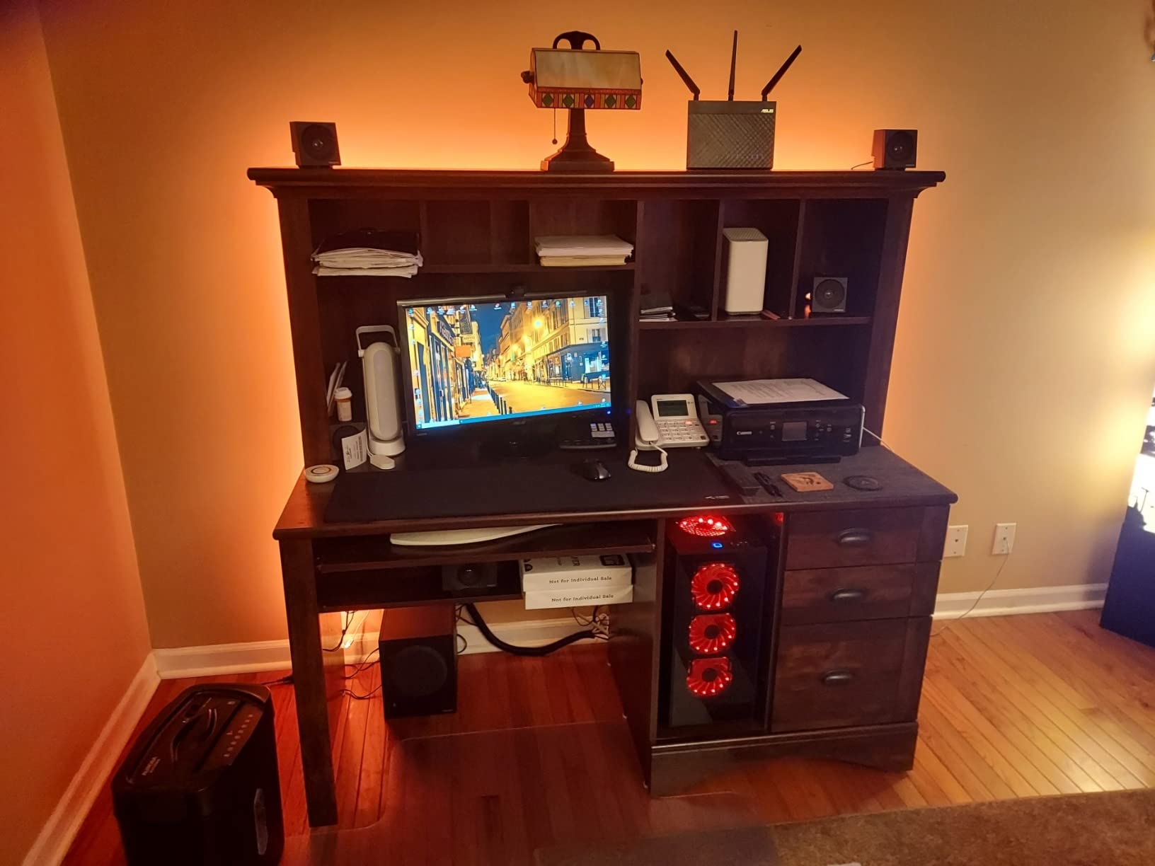 Sauder Harbor View Home Office Computer Desk with Hutch, Keyboard Tray, in Salt Oak finish customer photo 1