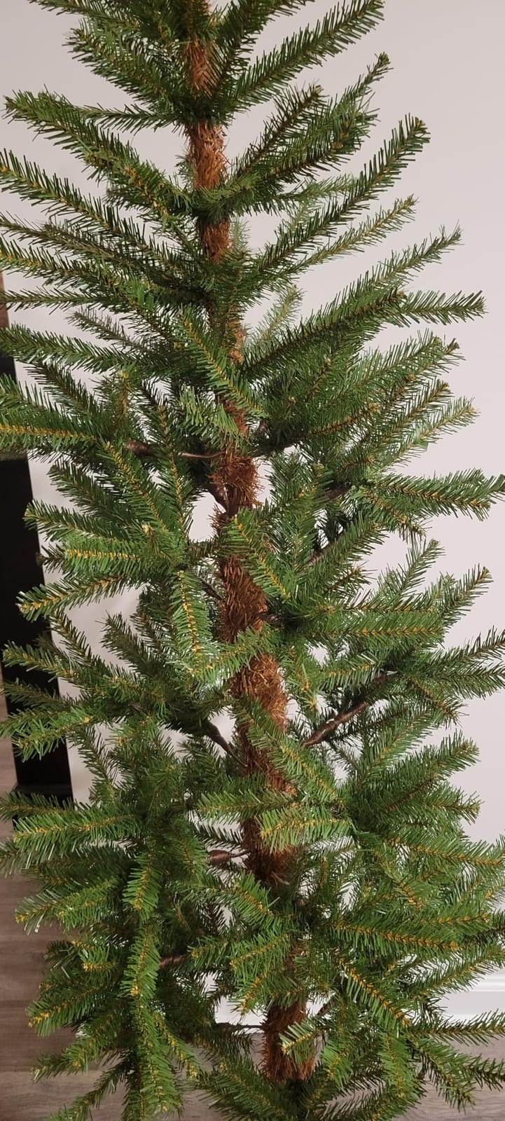 National Tree Company 5ft Unlit Hickory Cedar Artificial Christmas Tree | 371 Tips, Metal Plate Base, Green customer photo 1